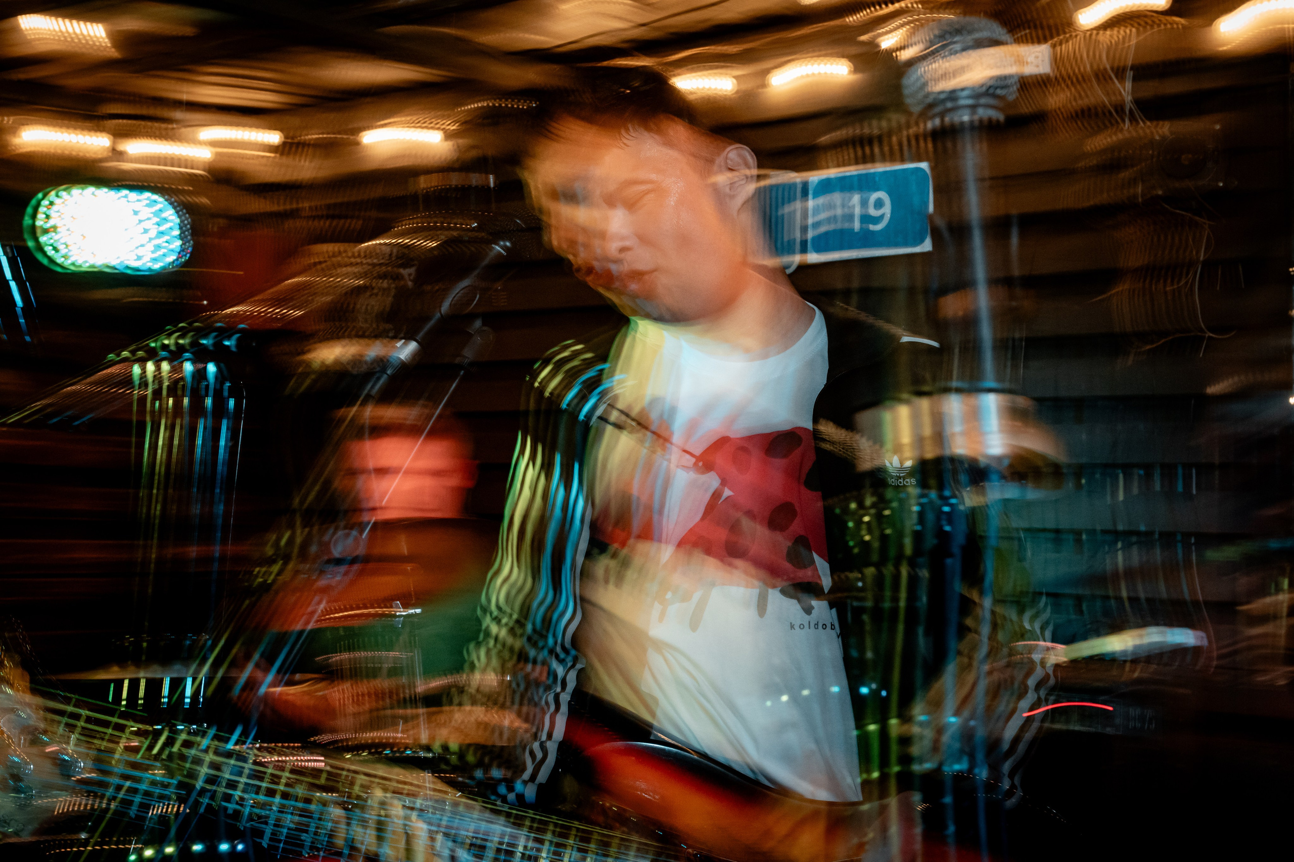 РАДИОПОМЕХИ. Фотограф Елена Богачева (lenalena_na_na_na)