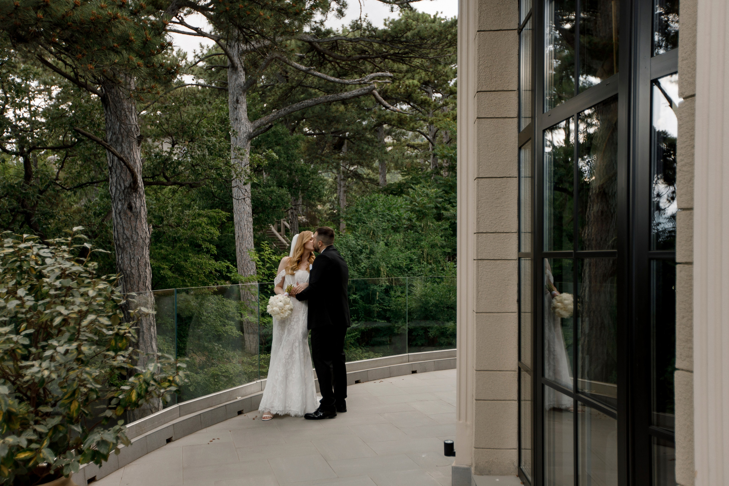 Артур и Елизавета. Бутик-отель «Pallasa». Фотограф Анна Лейман. Севастополь