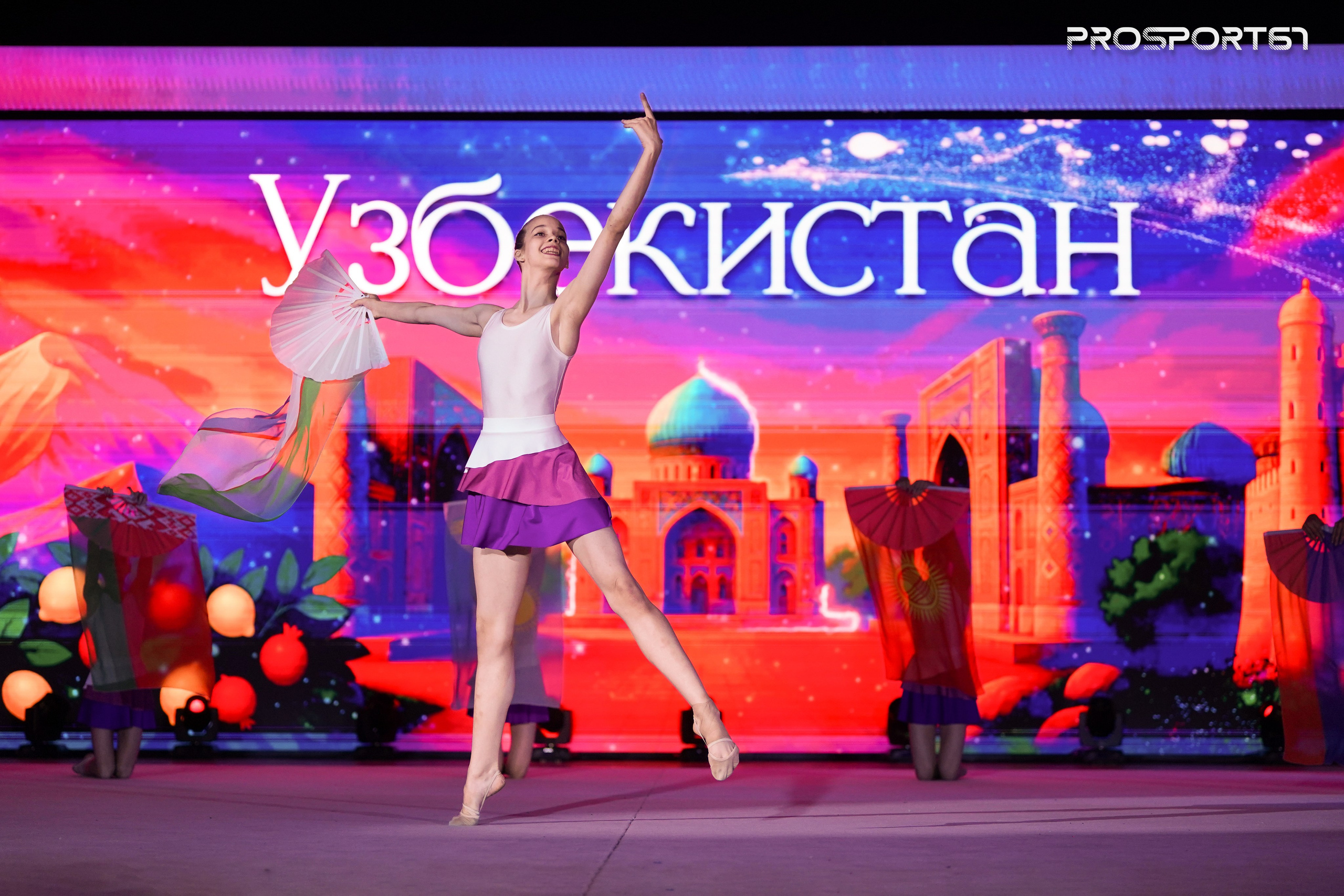 Закрытие. Хрустальная роза 2025 г.Минск. Спортивный фотограф Олег Медведев | prosport67 | Смоленск