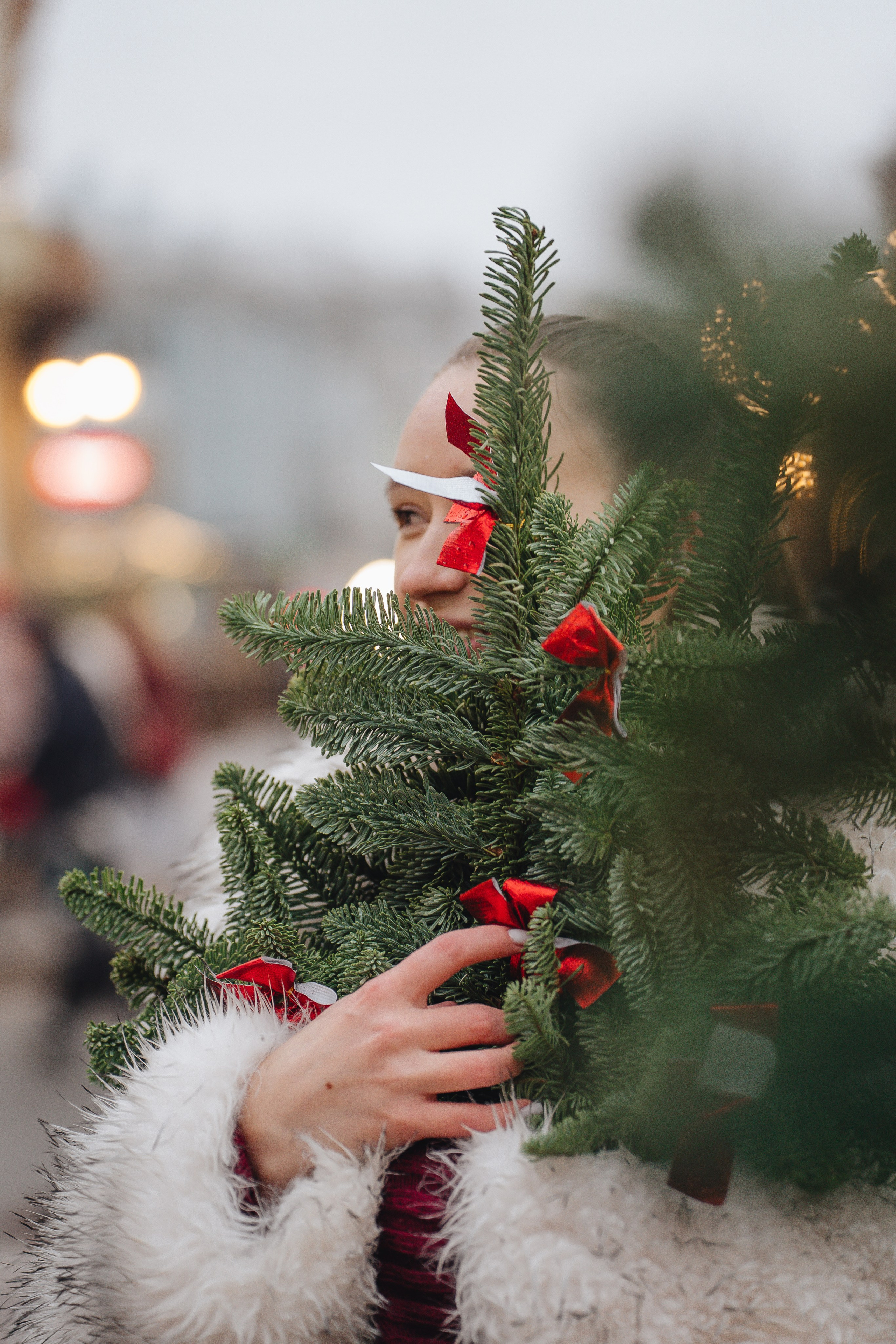 ПРОГУЛКА НА МАНЕЖНОЙ ПЛОЩАДИ ДЛЯ ДЕВУШКИ ПЕРЕД НОВЫМ ГОДОМ (НОВОГОДНЯЯ ФОТОСЕССИИЯ НА МАНЕЖНОЙ ПЛОЩАДИ). Профессиональный фотограф, Санкт-Петербург — Виктория Богомолова