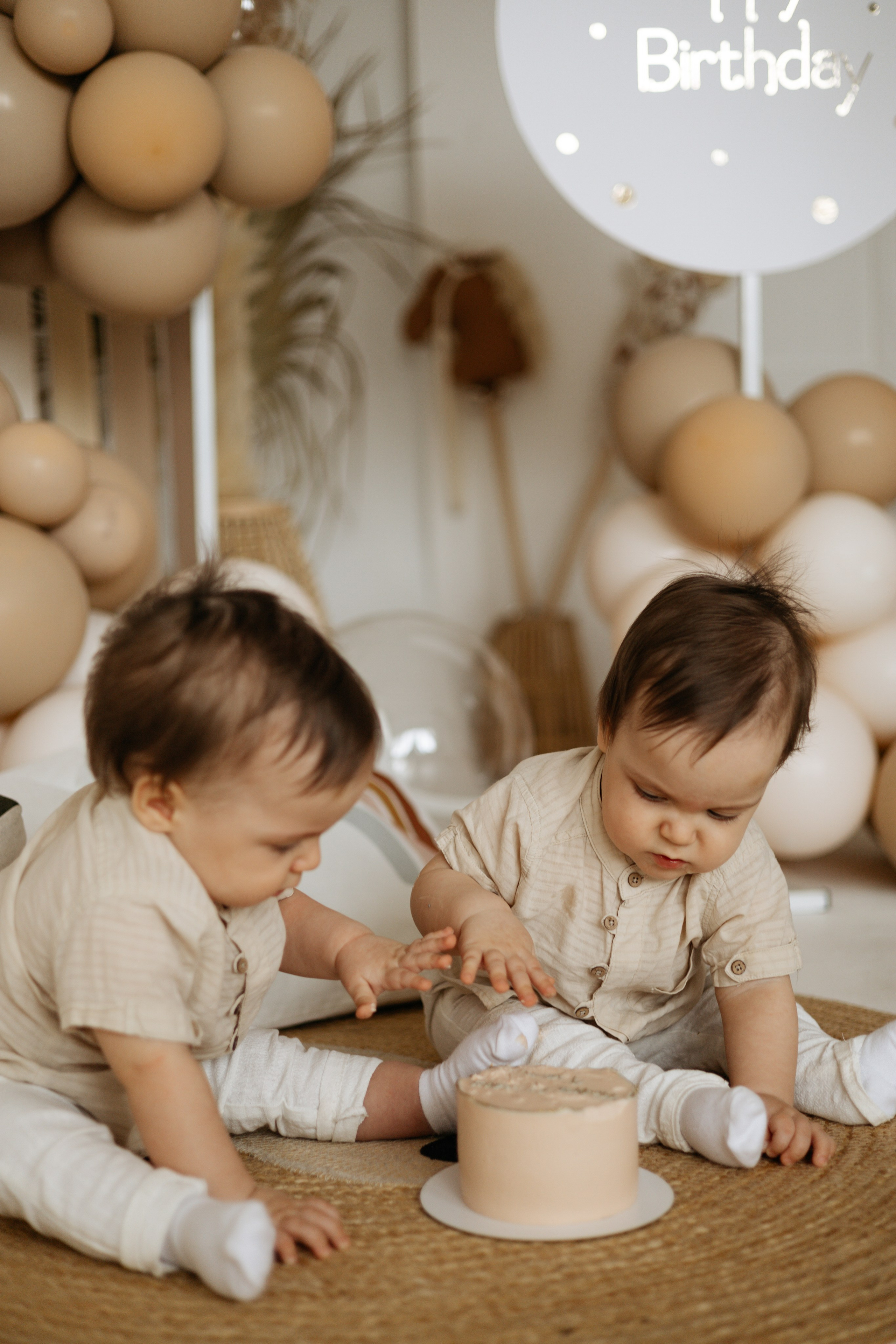 Близнецы годик. Самый теплый фотограф в Краснодаре Рябоконь Ксения