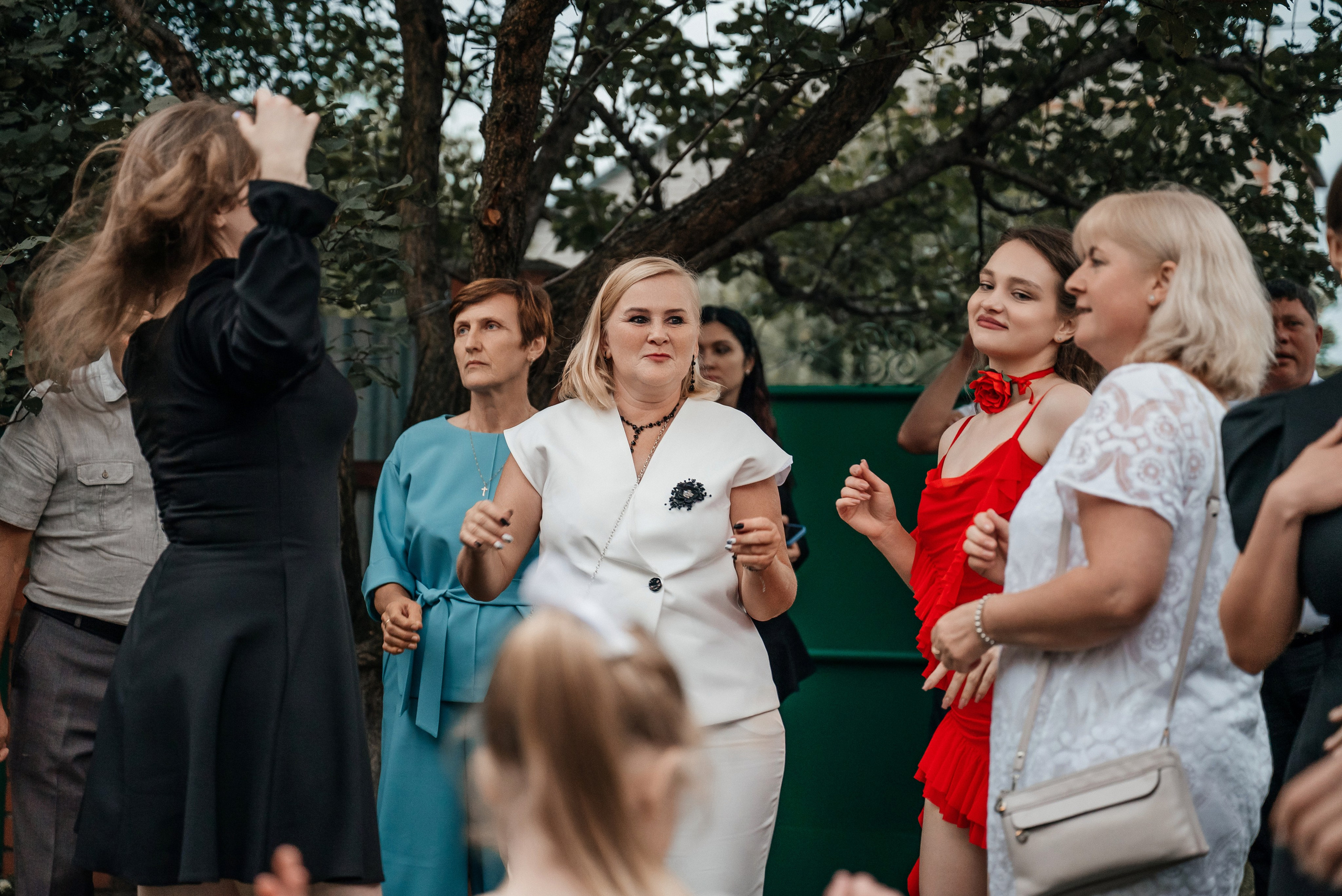 «Свадьба Даши и Артема». Школьный фотограф в Валуйках. Фотосессии для выпускников и изготовление выпускных альбомов в городе Валуйки и в Белгородской области