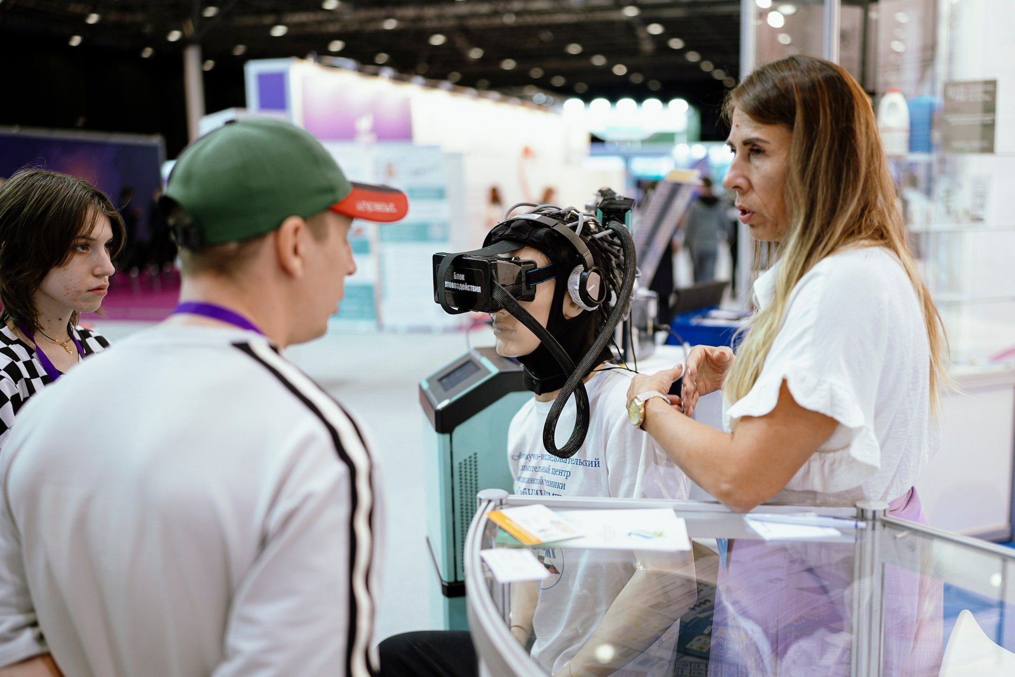 Технопром 2024. #фотокаквкино | Фотографирую людей