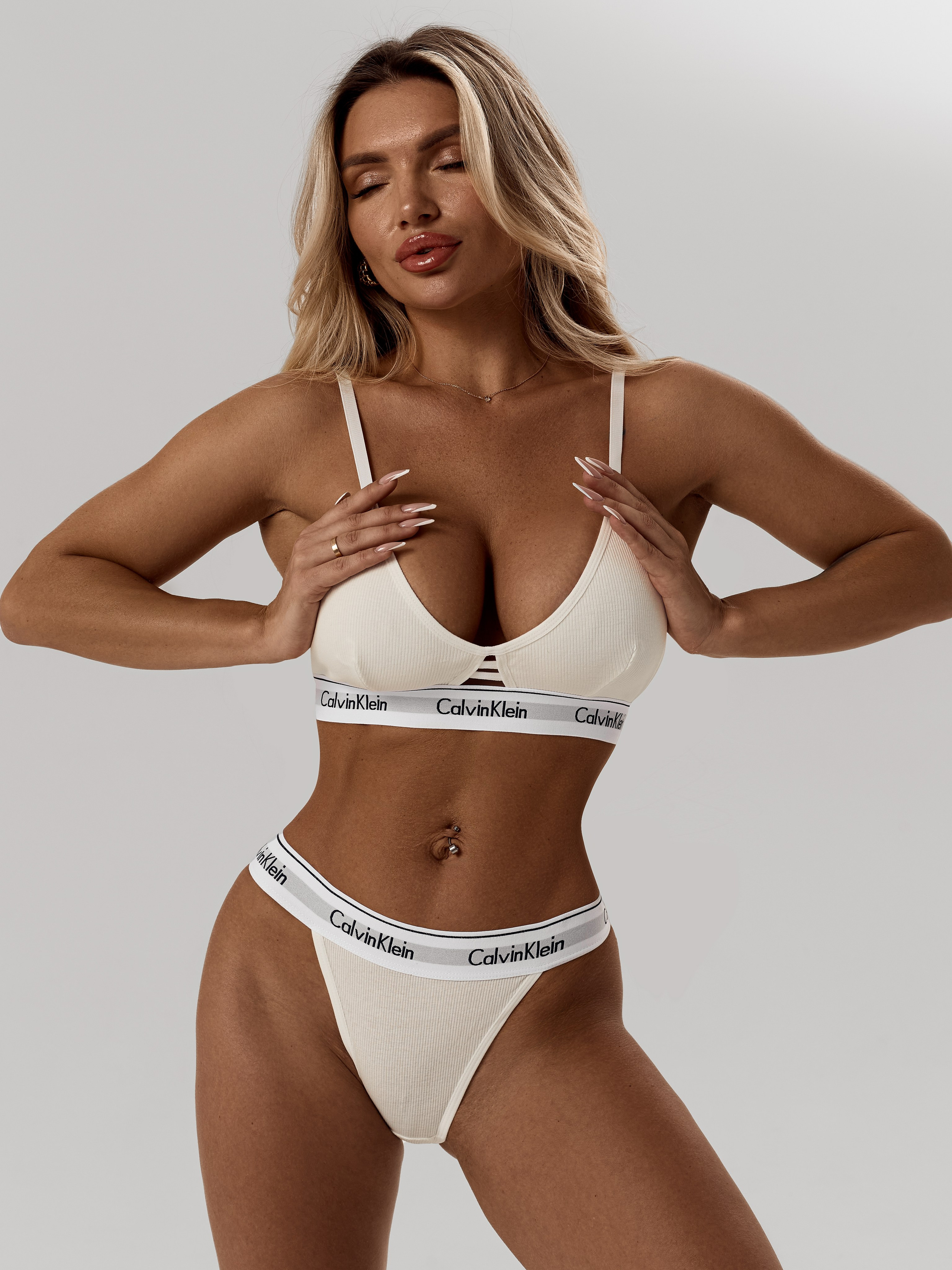 Спортивное нижнее белье. Коммерческий фотограф Дарья Горбачева