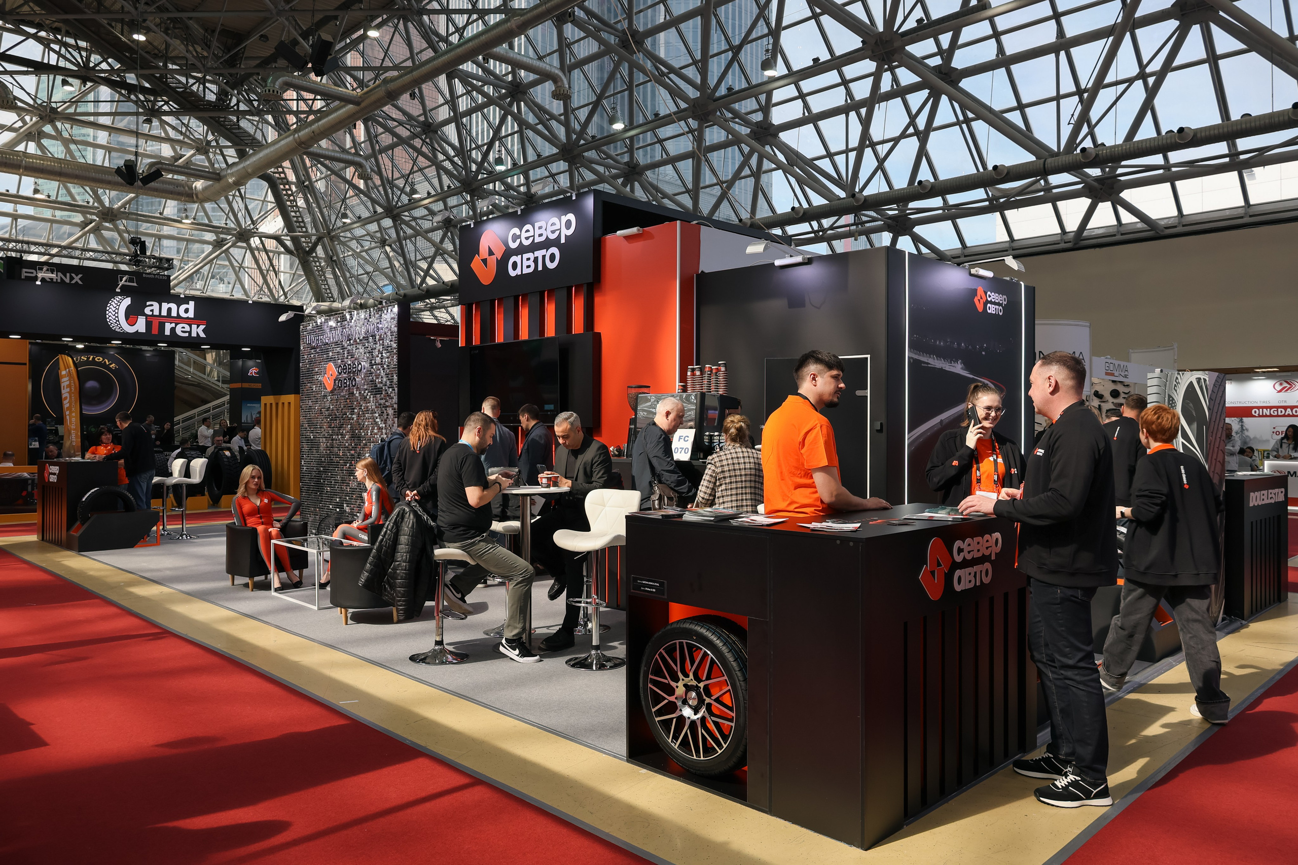 Север Авто, Выставка Экспоцентр. Фотограф и видеограф Анна Домашенко