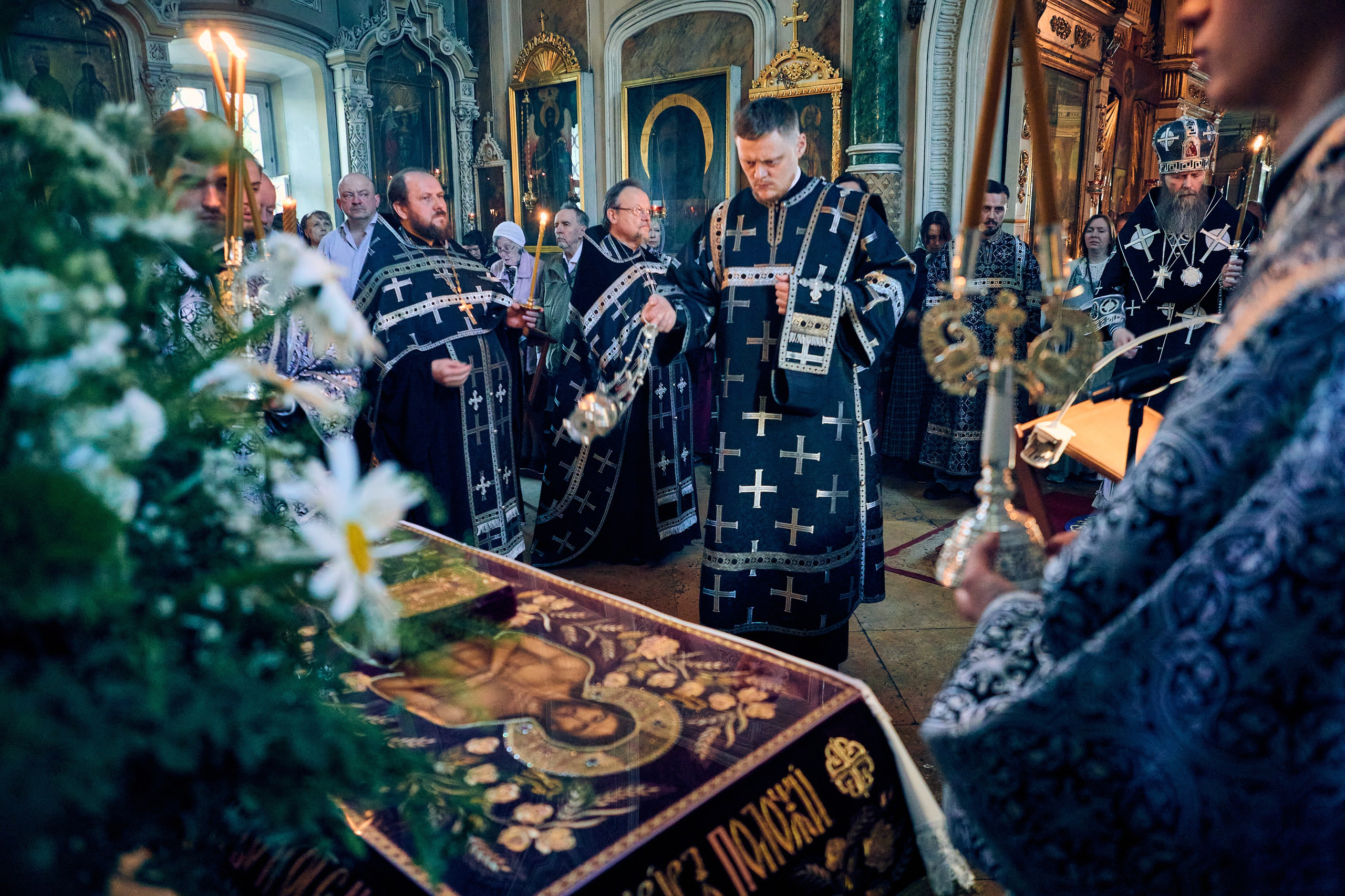 Утреня. Погребение Спасителя. DMITRY MOISEENKO — фотограф, художник, топ-стилист