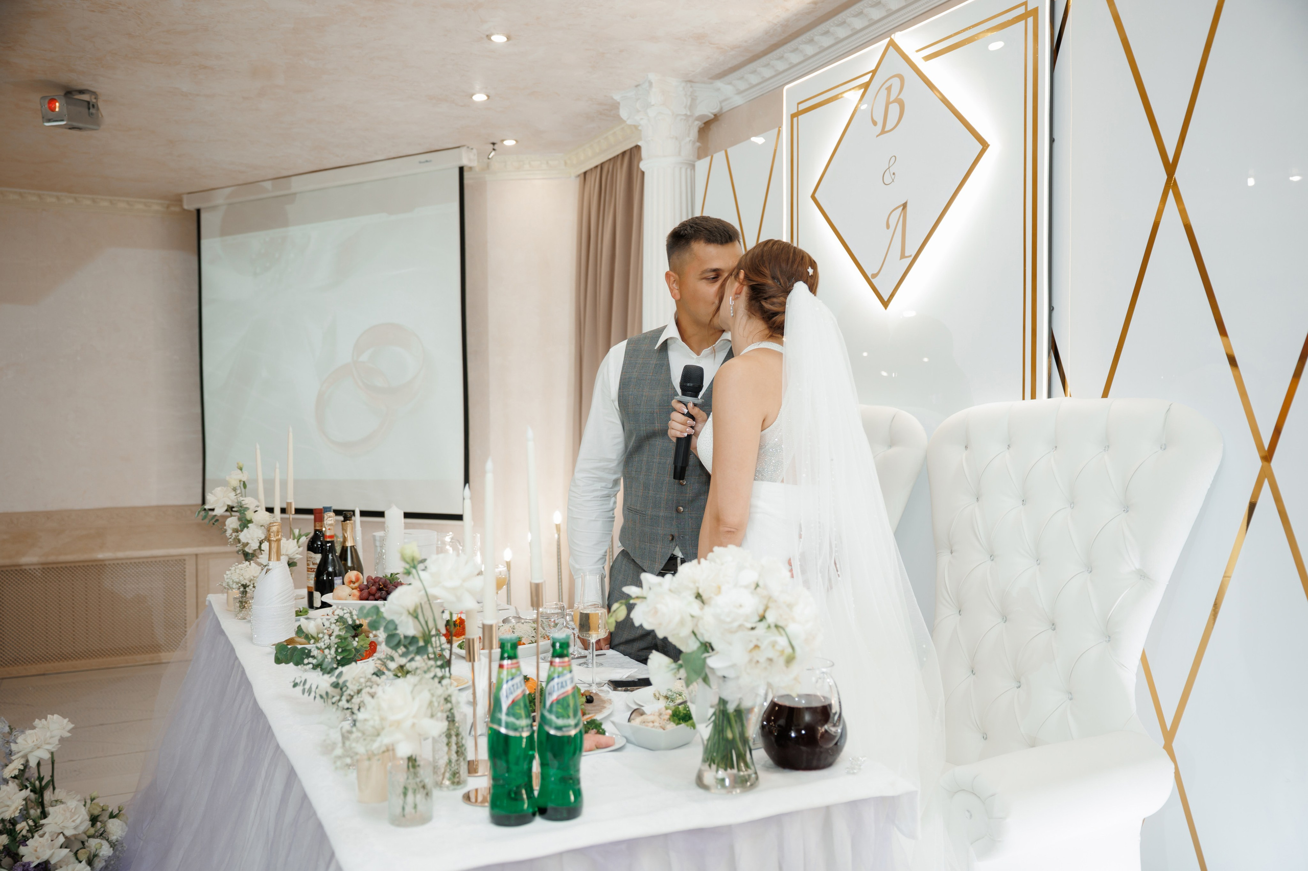 ЗАГС Бутово и Остафьево. Свадебный и репортажный фотограф (Москва, Королев и другие)