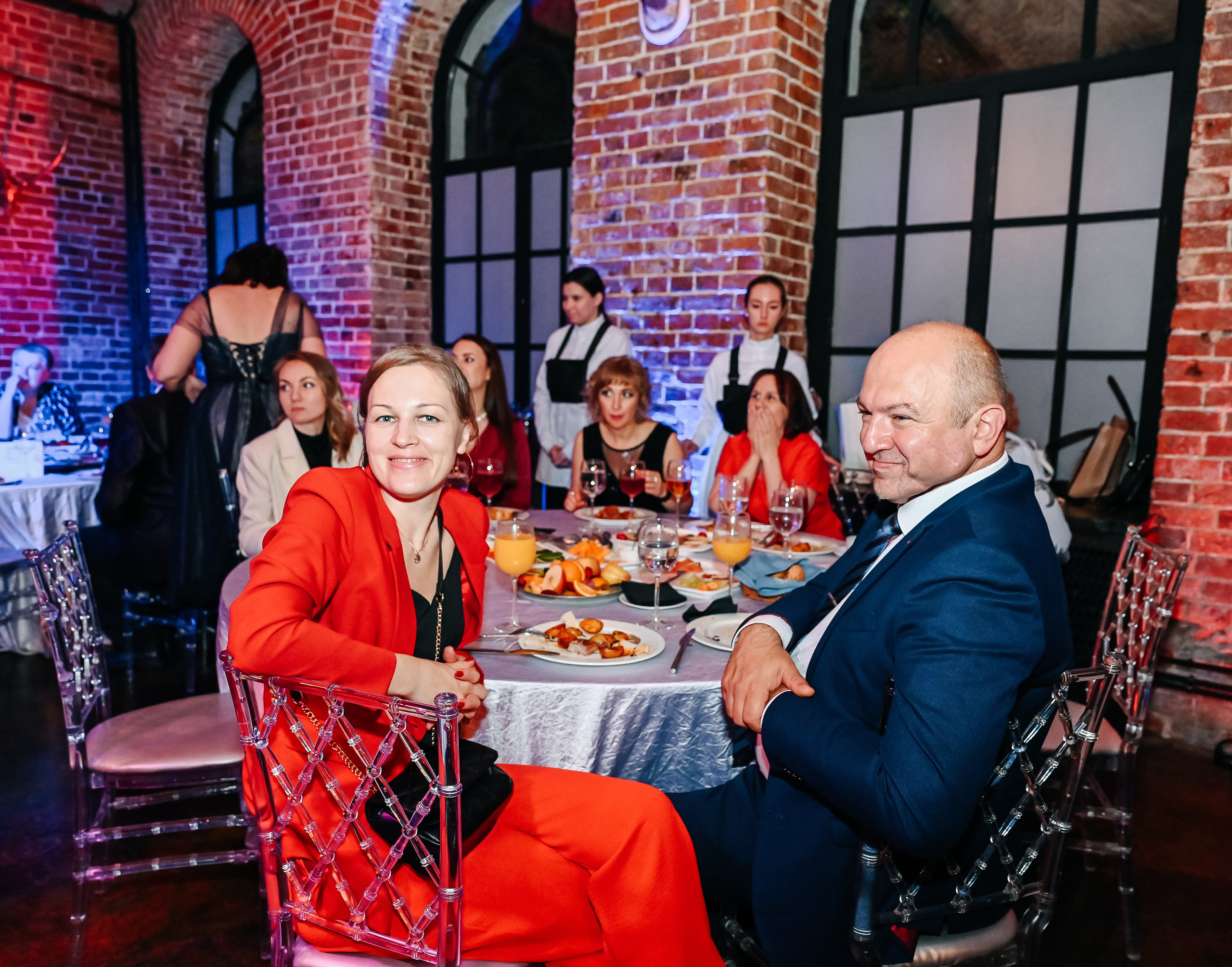 Выпускной «Золотые мечты». Лофт № 2. Фотограф Арина Агапова. Подольск, Москва https://arinafoto.wfolio.pro/