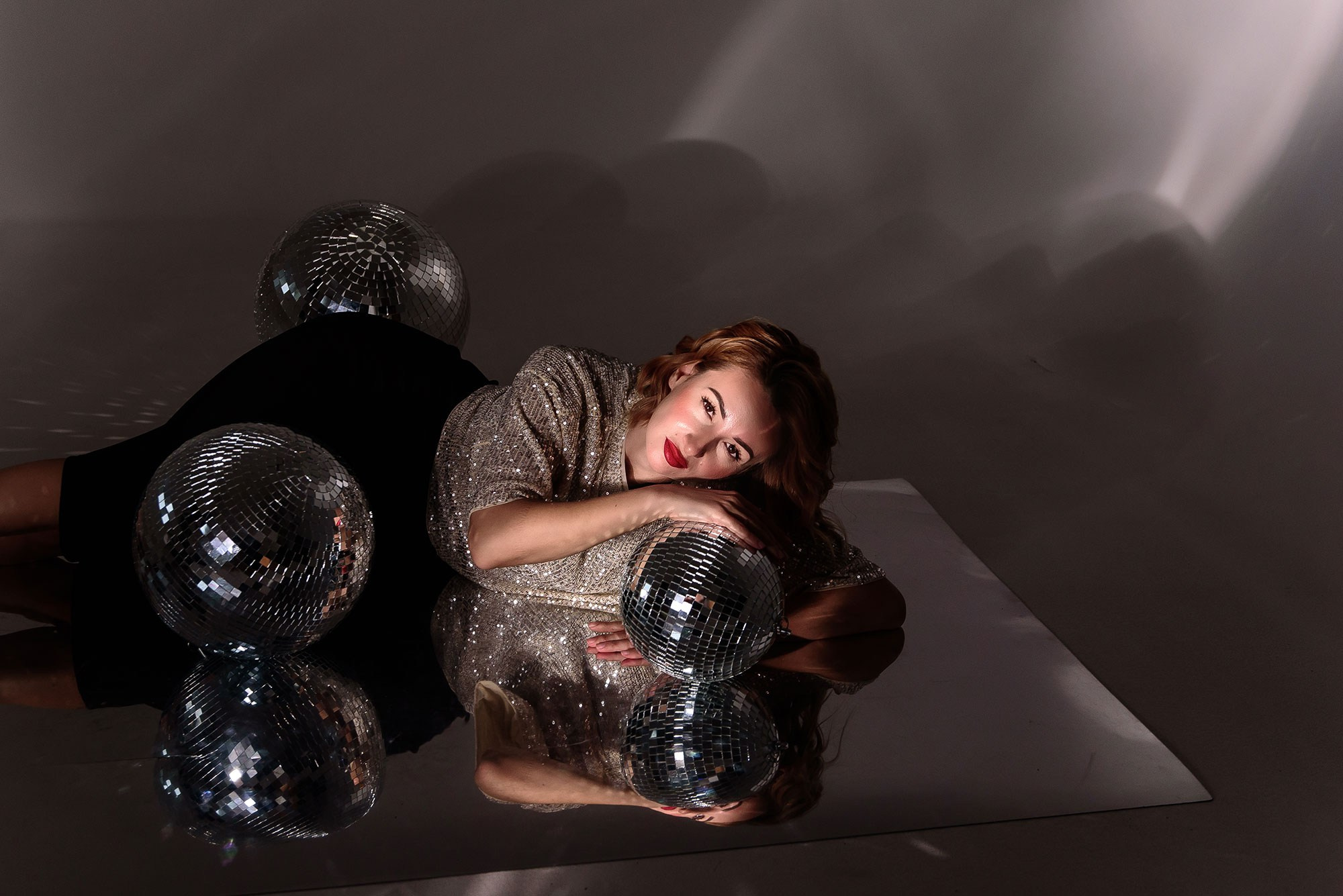 Женская фотосессия, съёмка в студии, стильная фотосессия в студии, фотосессия на циклораме, портретная фотосессия, женский портрет, фотосессия для девушки, фотограф в крыму ольга юзюк, женский фотограф крым, женский фотограф москва