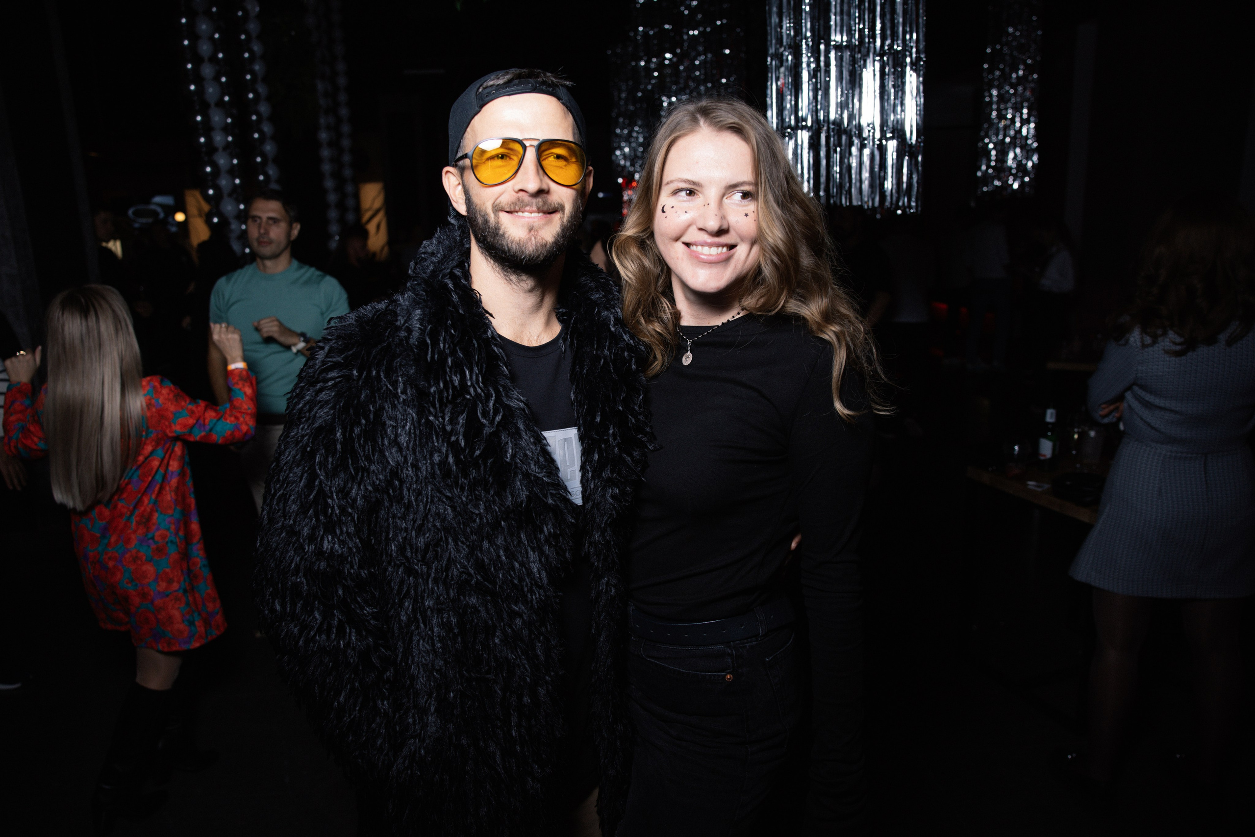 Соседи, Тусец. Фотограф Эдуарда Титанян