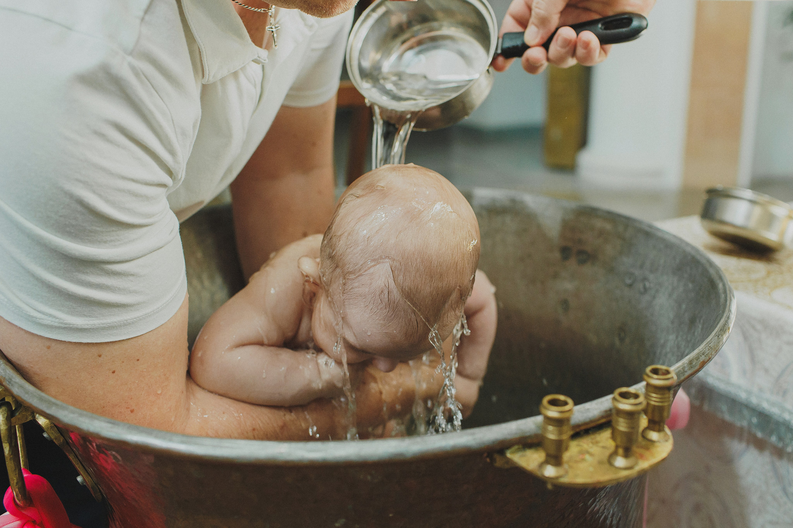 Фотосъемка таинства крещения в Некрасовке. Фотограф в Москве и Люберцах Анна Ушакова