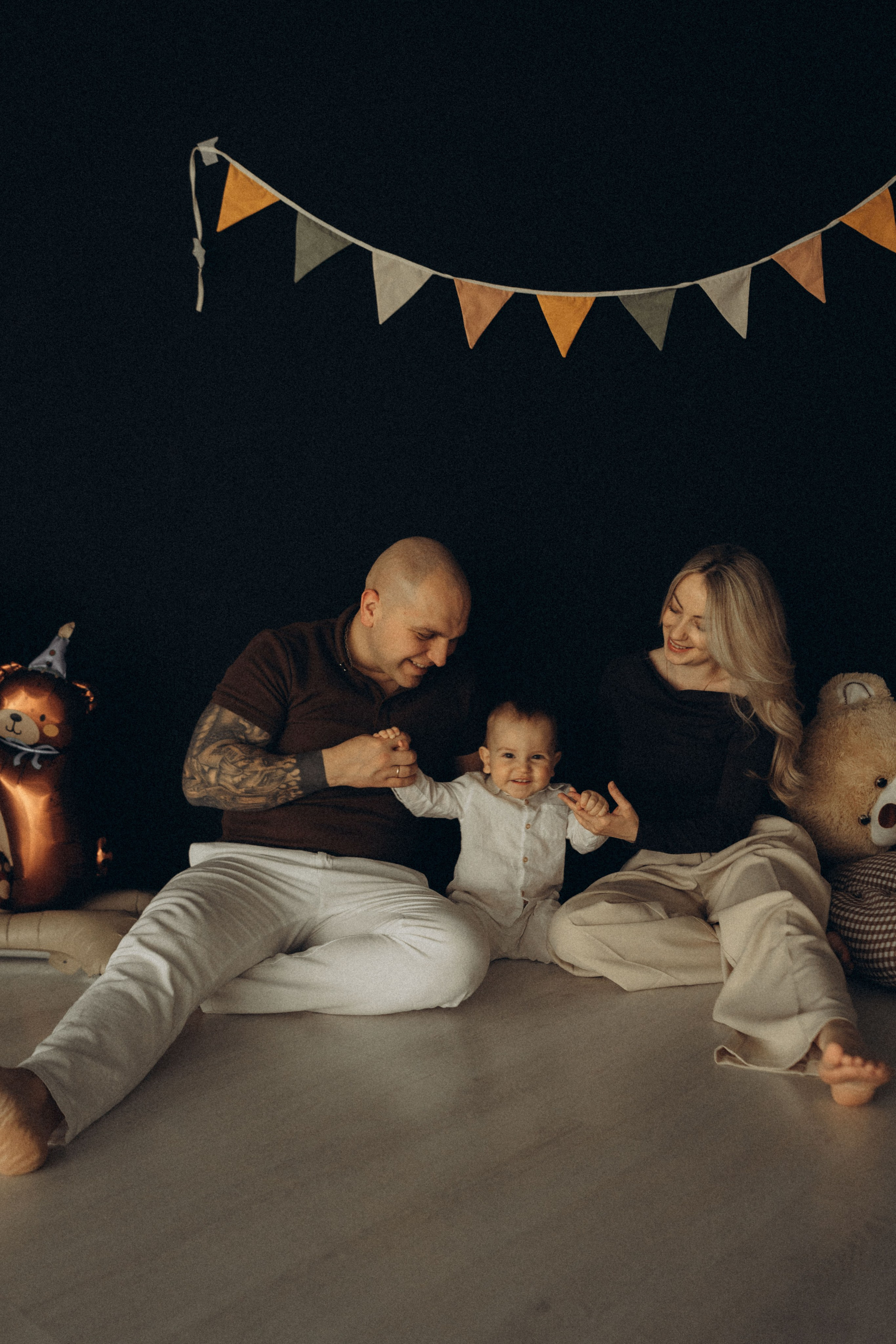 Семейная фотосессия на годик Паша и его родители ❤️. Семейный фотограф Егор Веденин
