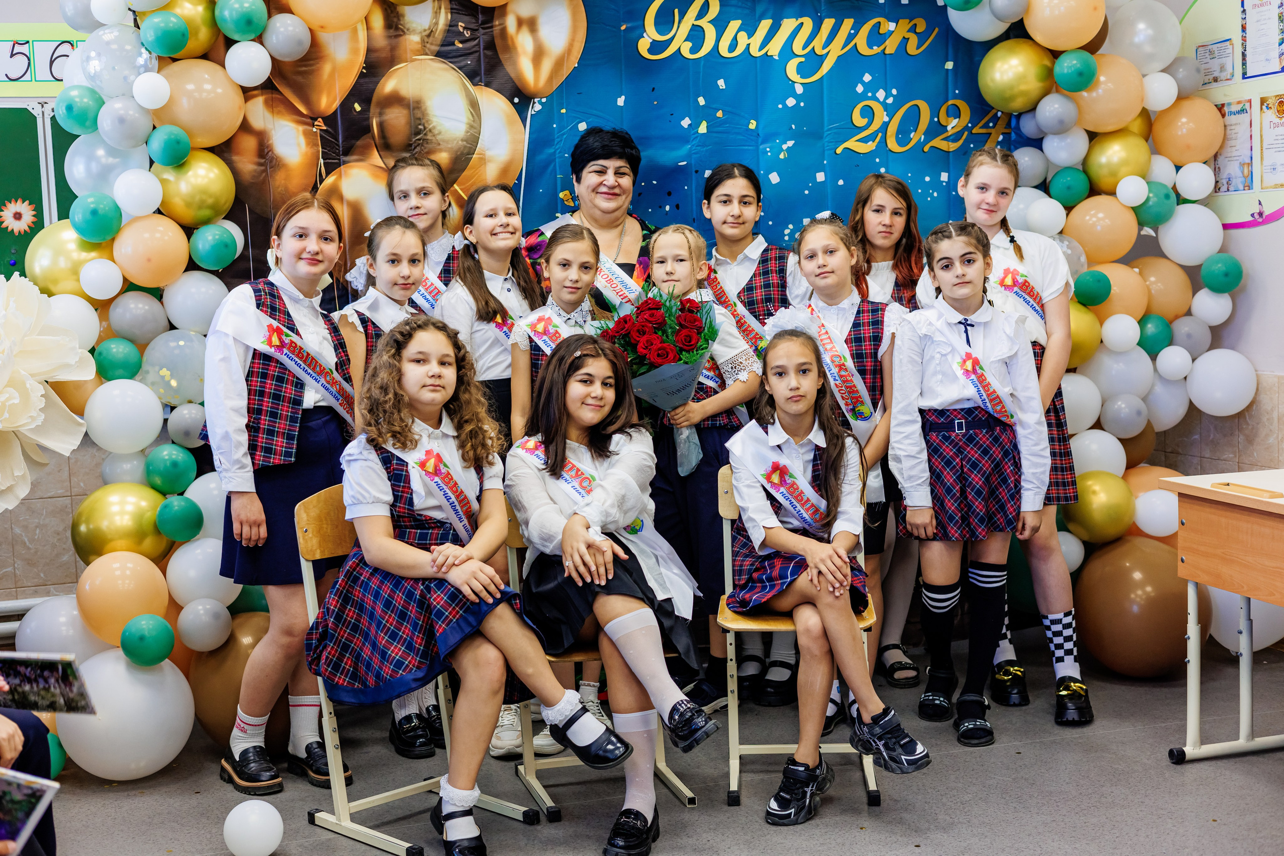 Выпуск 4а 25школа'24 год. Свадебный и семейный фотограф в Армавире