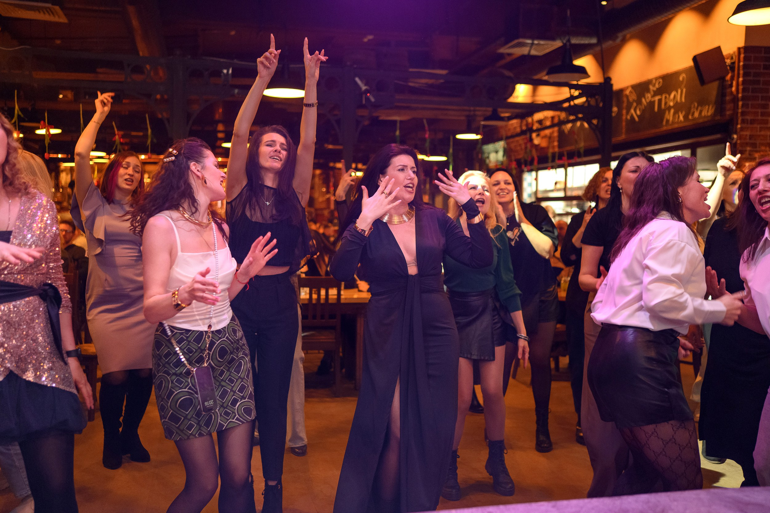 8Марта_МаксБрой. Фотограф Александр Данилов