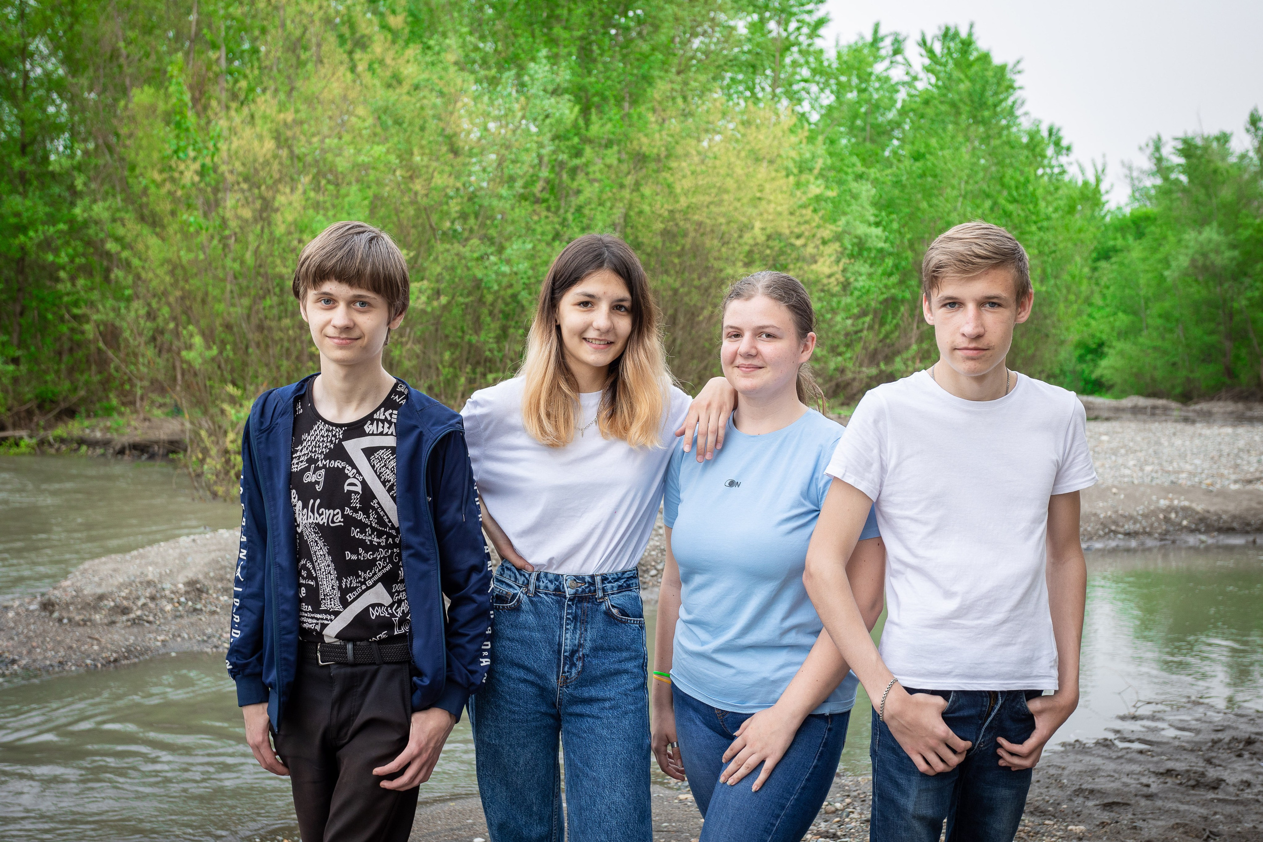 Уличная фотосессия на выпускной альбом. Выпускные альбомы Майкоп, Краснодар Елена Золотарева