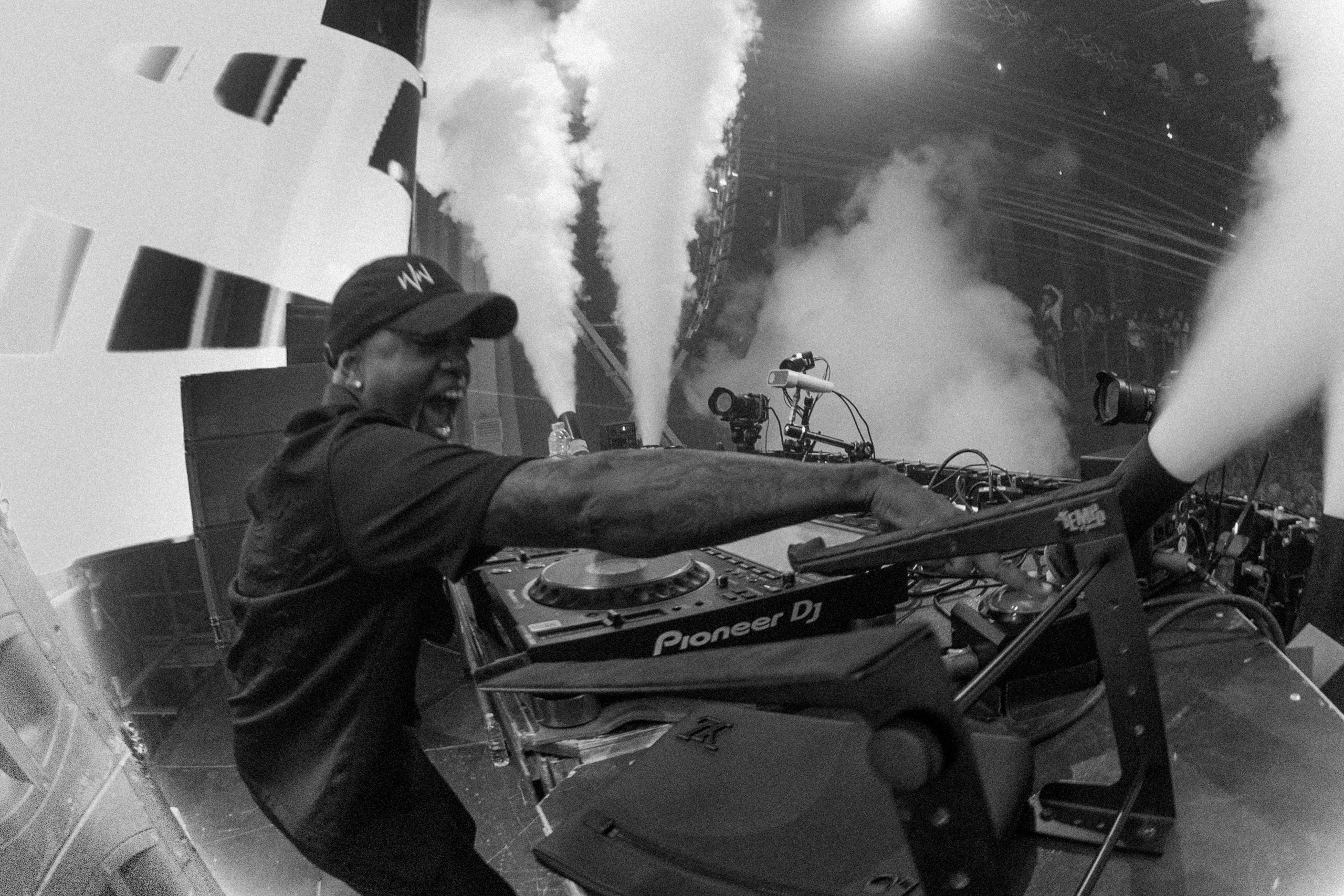 Фотографы. Агентство по фото и видео съемке