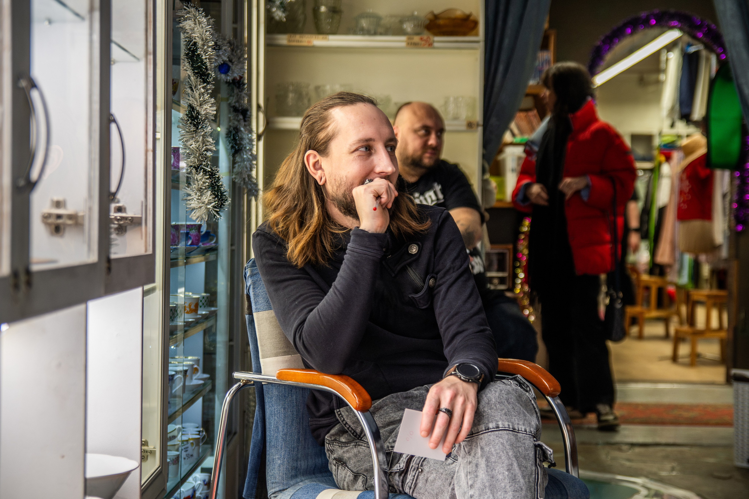 Музыкально-поэтический перфоманс на некорпоративе «Мы больше этой суеты». Репортажный фотограф в Москве Legiodot