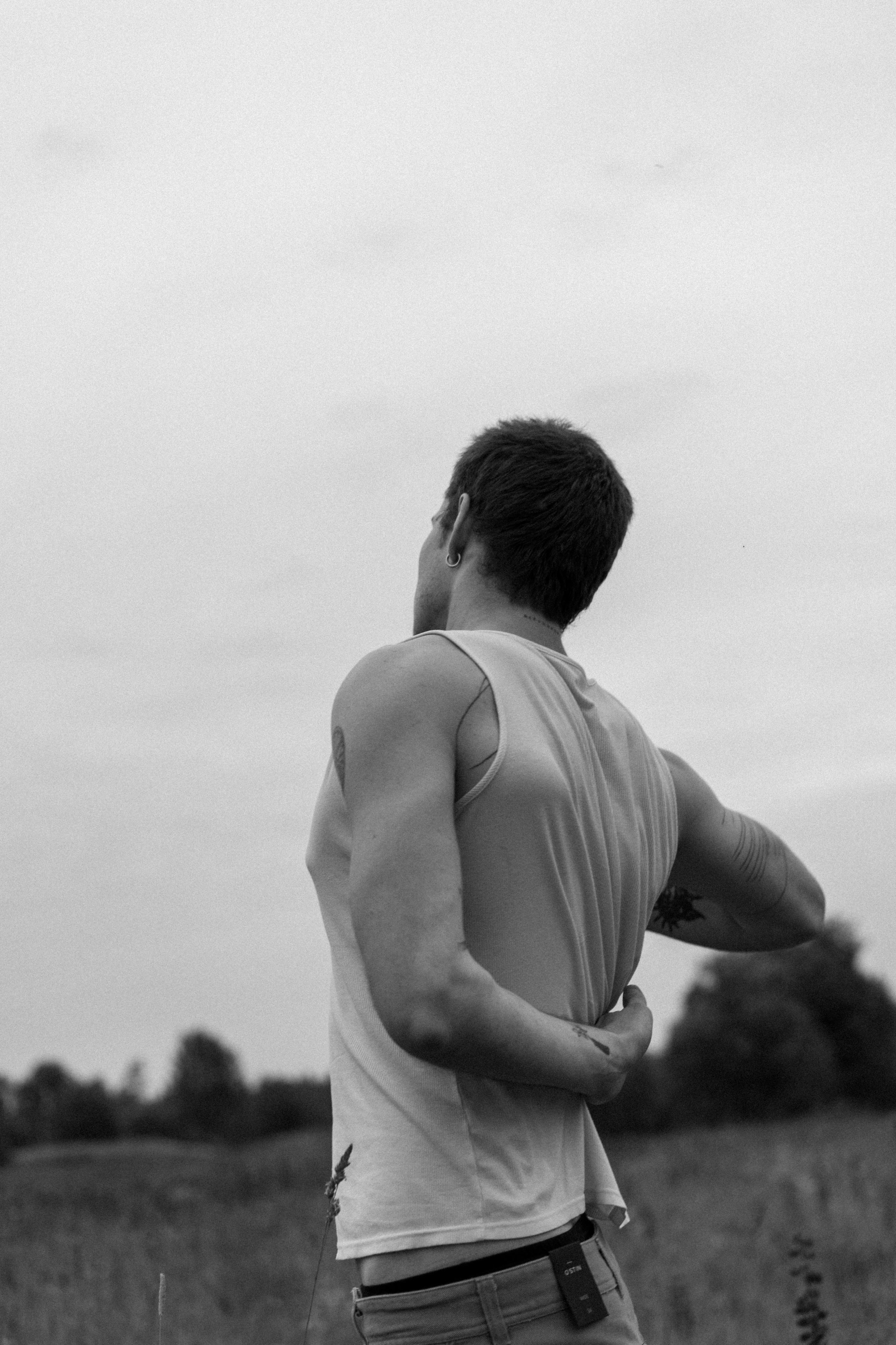 В поле люпинов. Фотограф Елизавета Потешкина