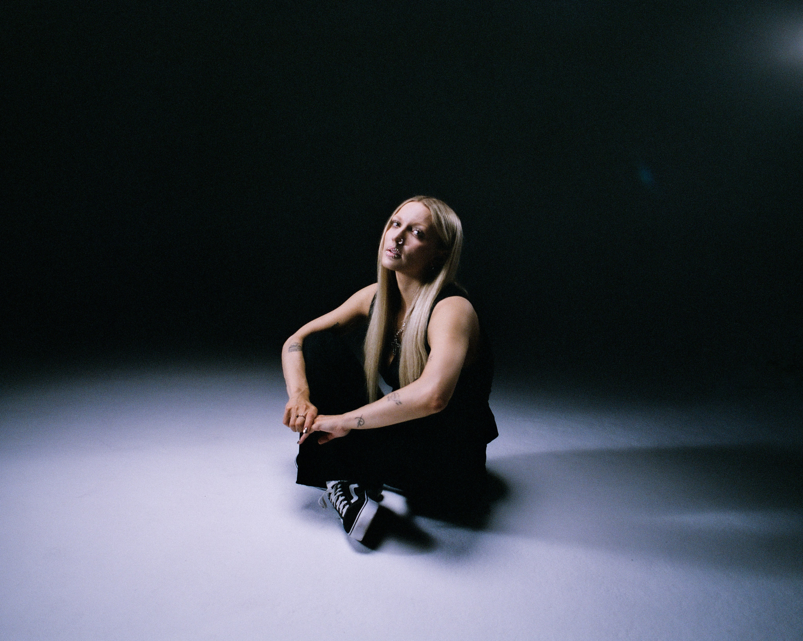 Mary GU — Luvcore. Коммерческий фотограф Иван Рыбаков