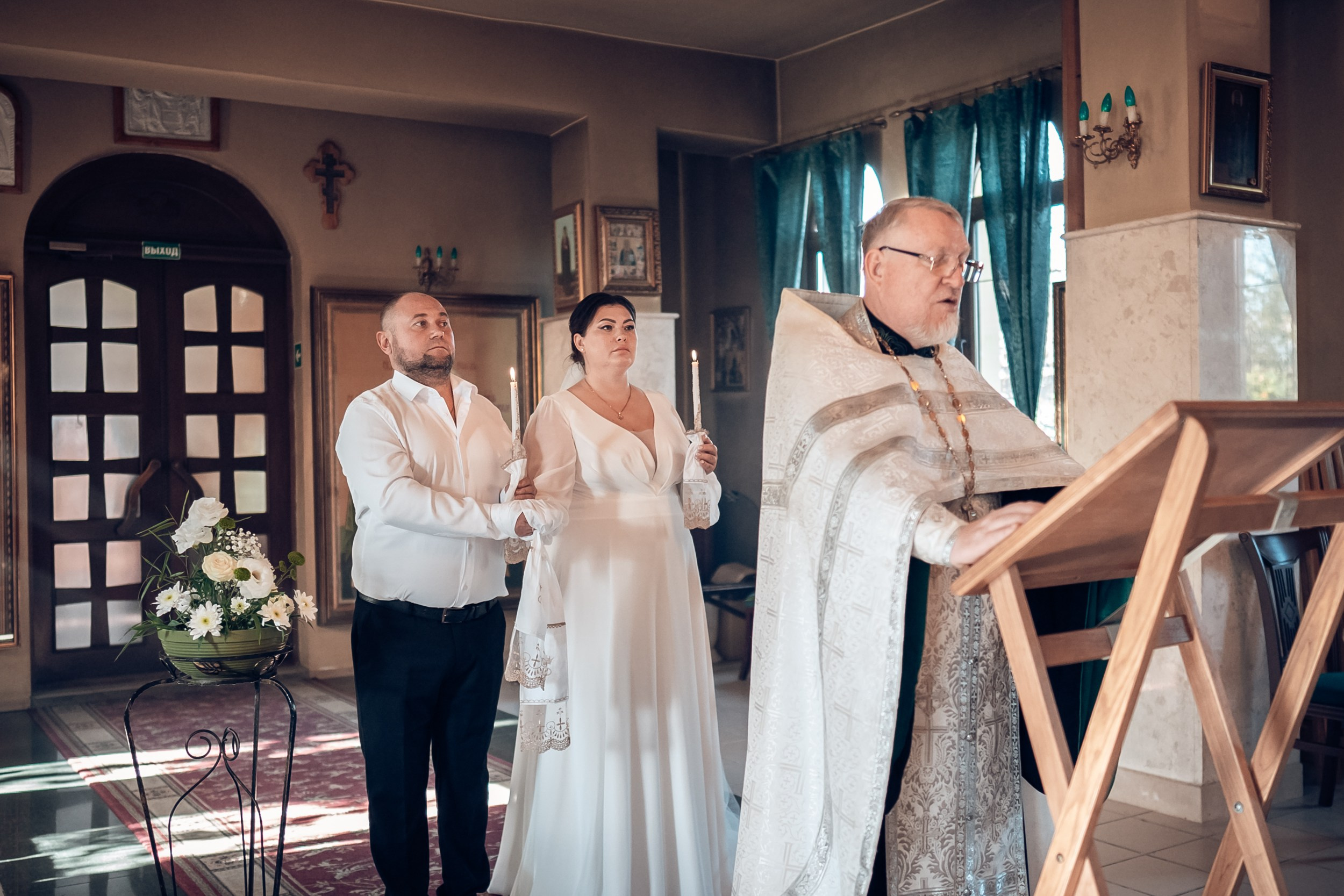 Венчание в храме Прп. Сергия Радонежского с. Орлиное. Церковный фотограф Севастополь