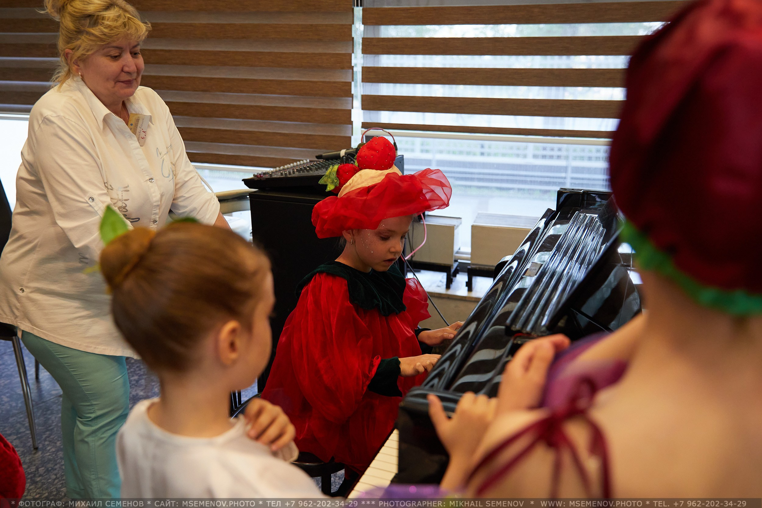 АНОНС фоторепортажа балета-мюзикла «ЖИЛ-БЫЛ КОРОЛЬ». Фотограф, фотопроекты Михаила Семенова в Ярославле. Фотошкола