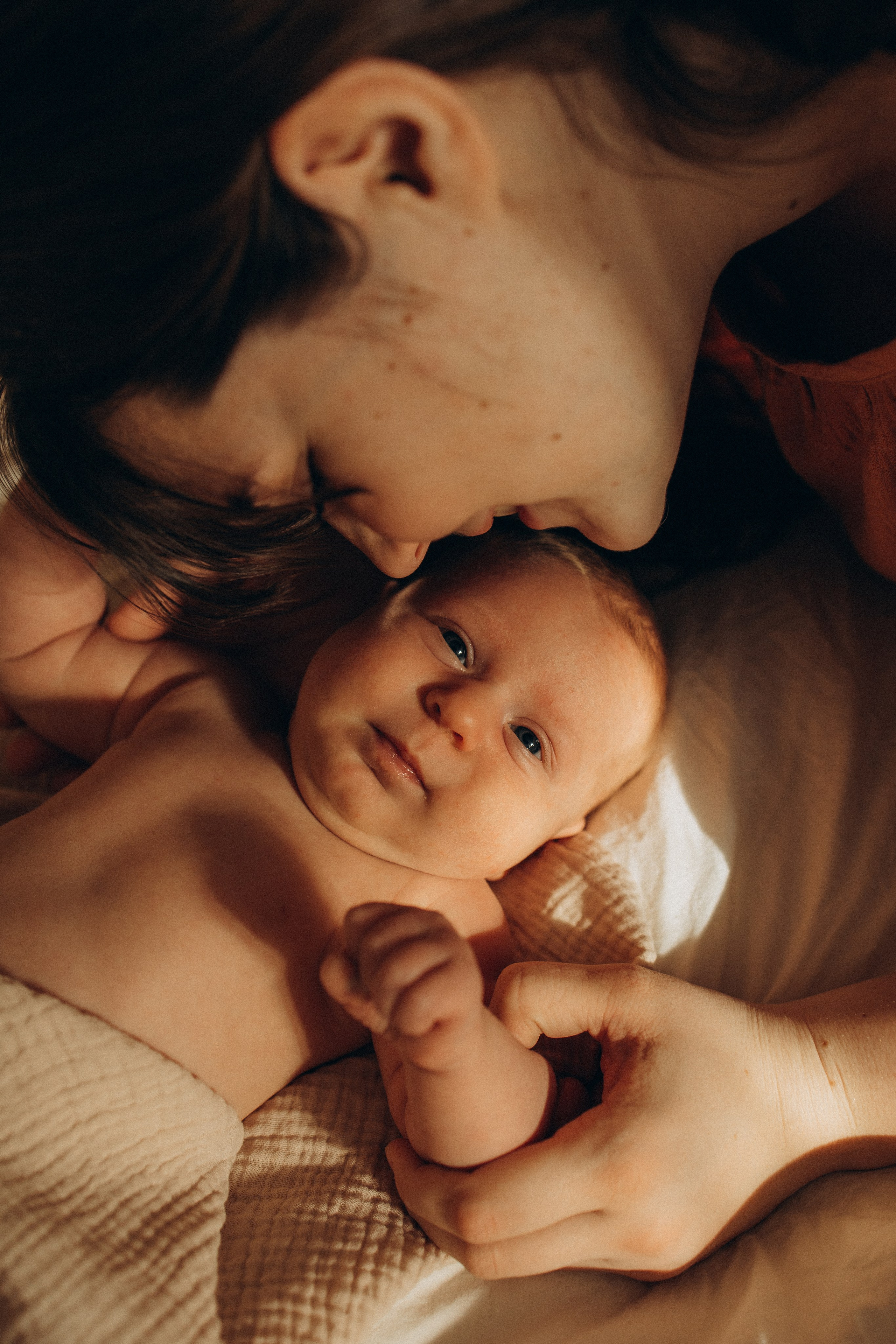 Домашняя фотосессия новорожденного (newborn). Семейный фотограф Москва Юлиана Фетисова