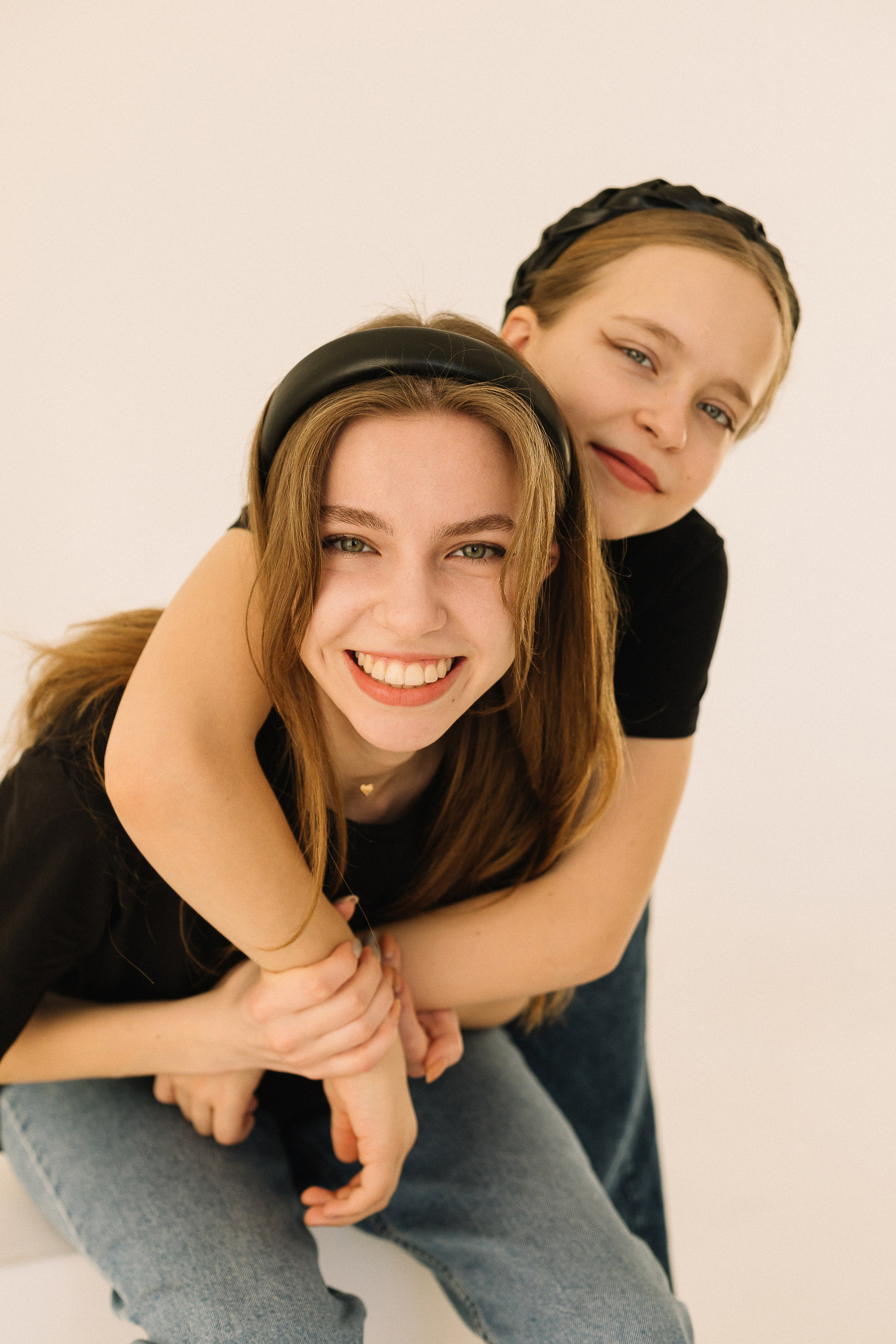 Семейная фотосессия в фотостудии. Семейный фотограф в Томске Максимова Екатерина