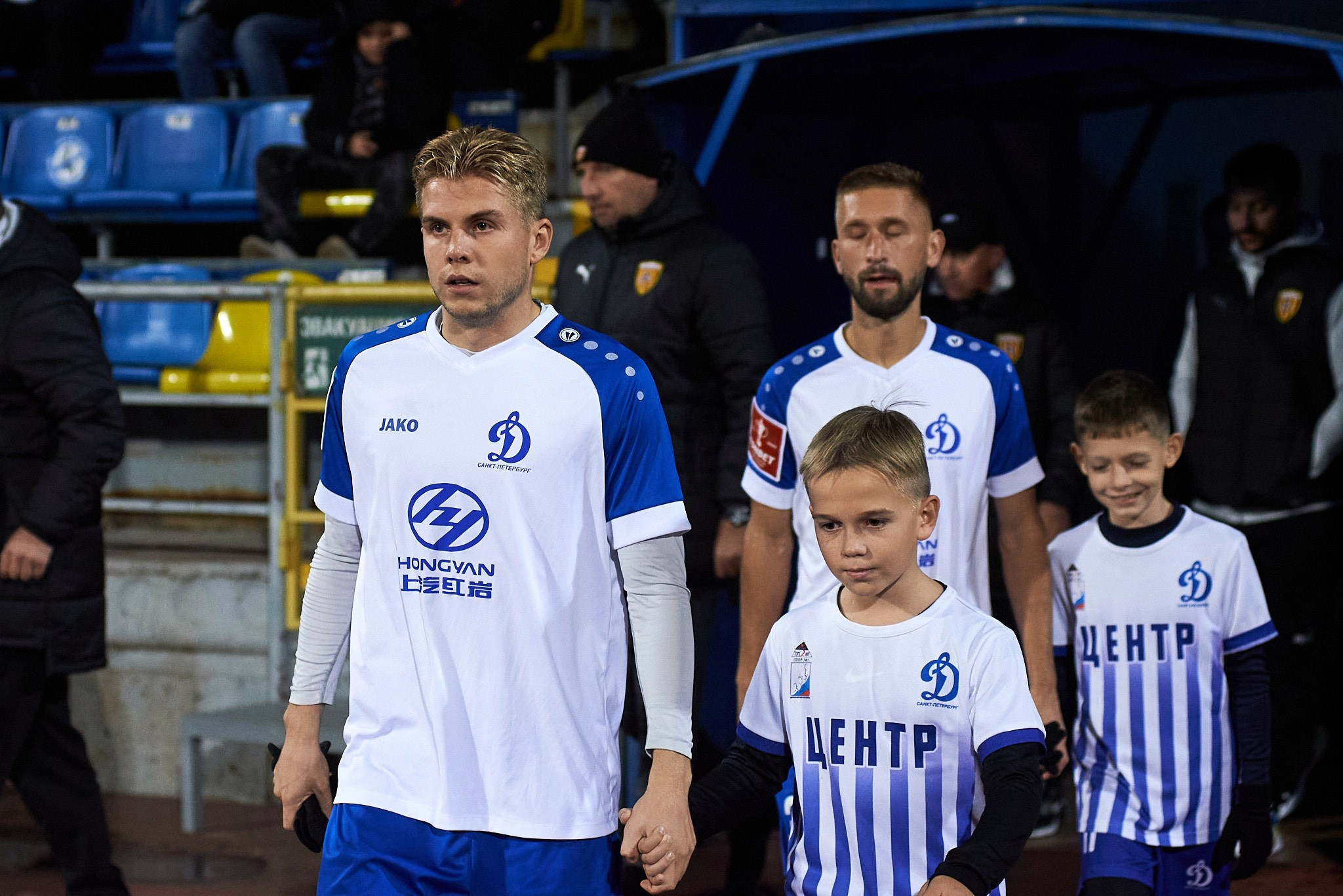 Футбольный матч 2ая лига Динамо2 Алания2. Иван Ступа, репортажный фотограф в Санкт-Петербурге и Ленинградской области