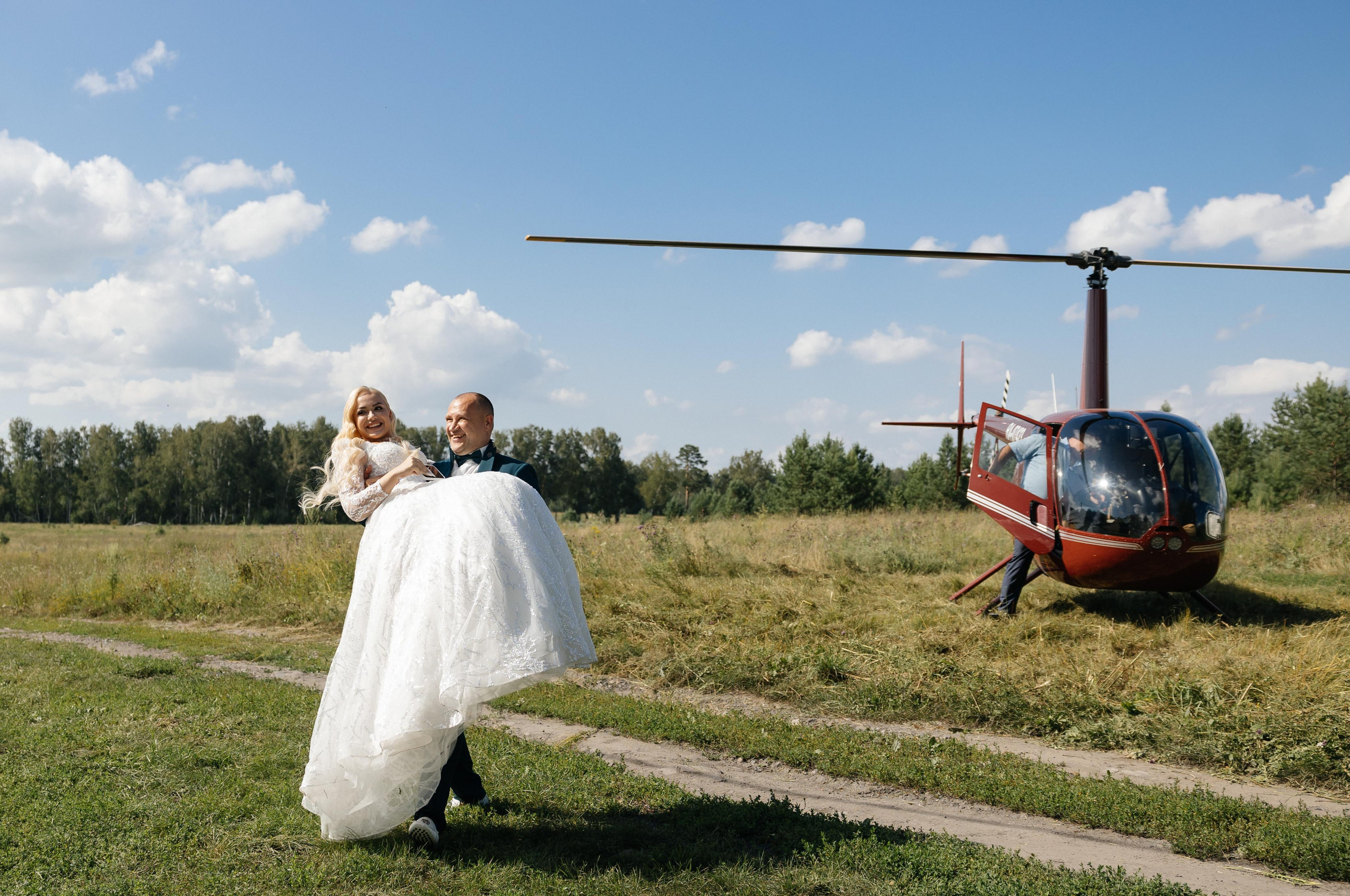 Свадебная история Тани и Саввы. Взлетаем. Свадебный и семейный фотограф Рассказова Виктория