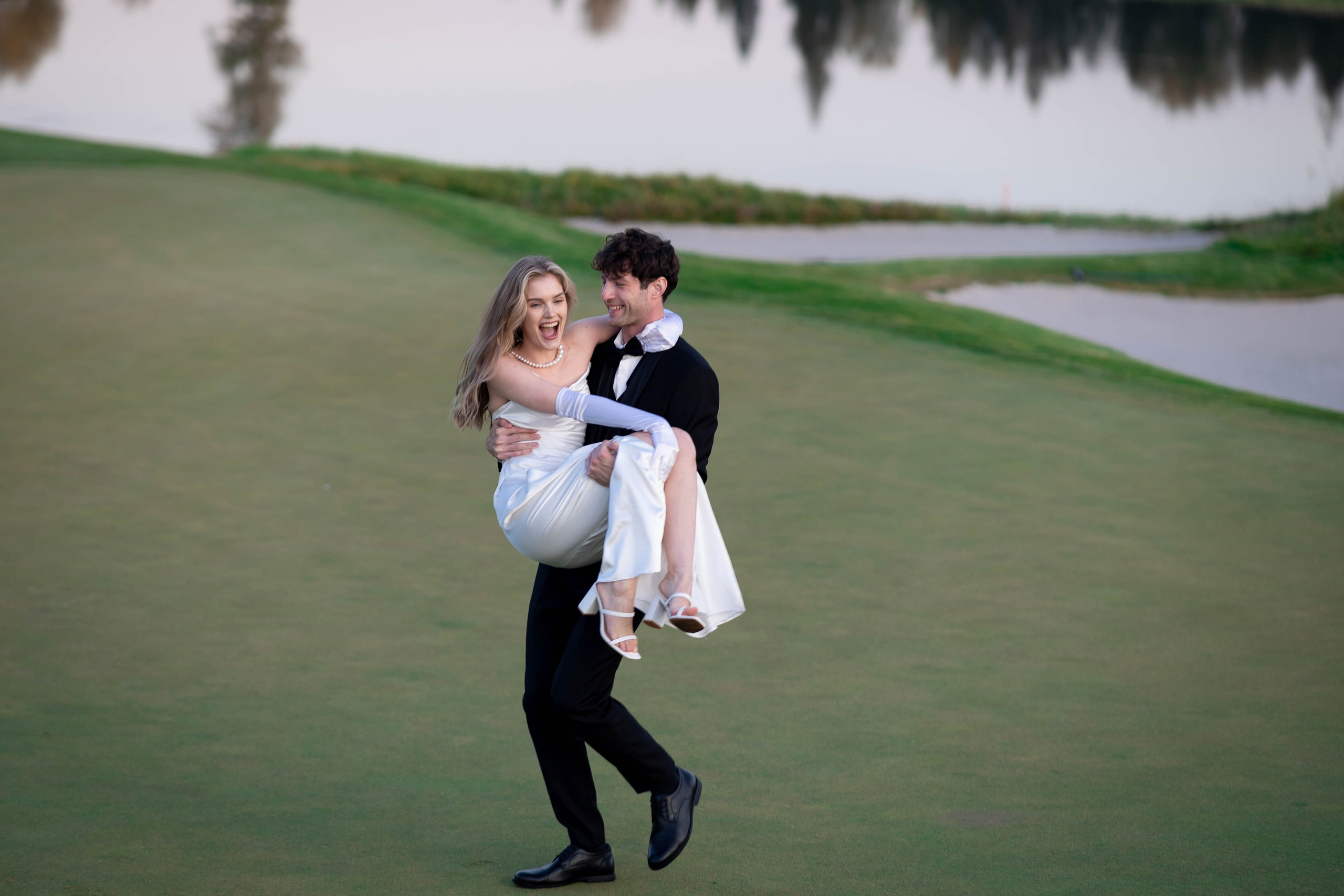 Свадебная фотосессия в гольф клубе. Виктория Шишкова свадебный фотограф Москва и МО (Балашиха, Щелково)