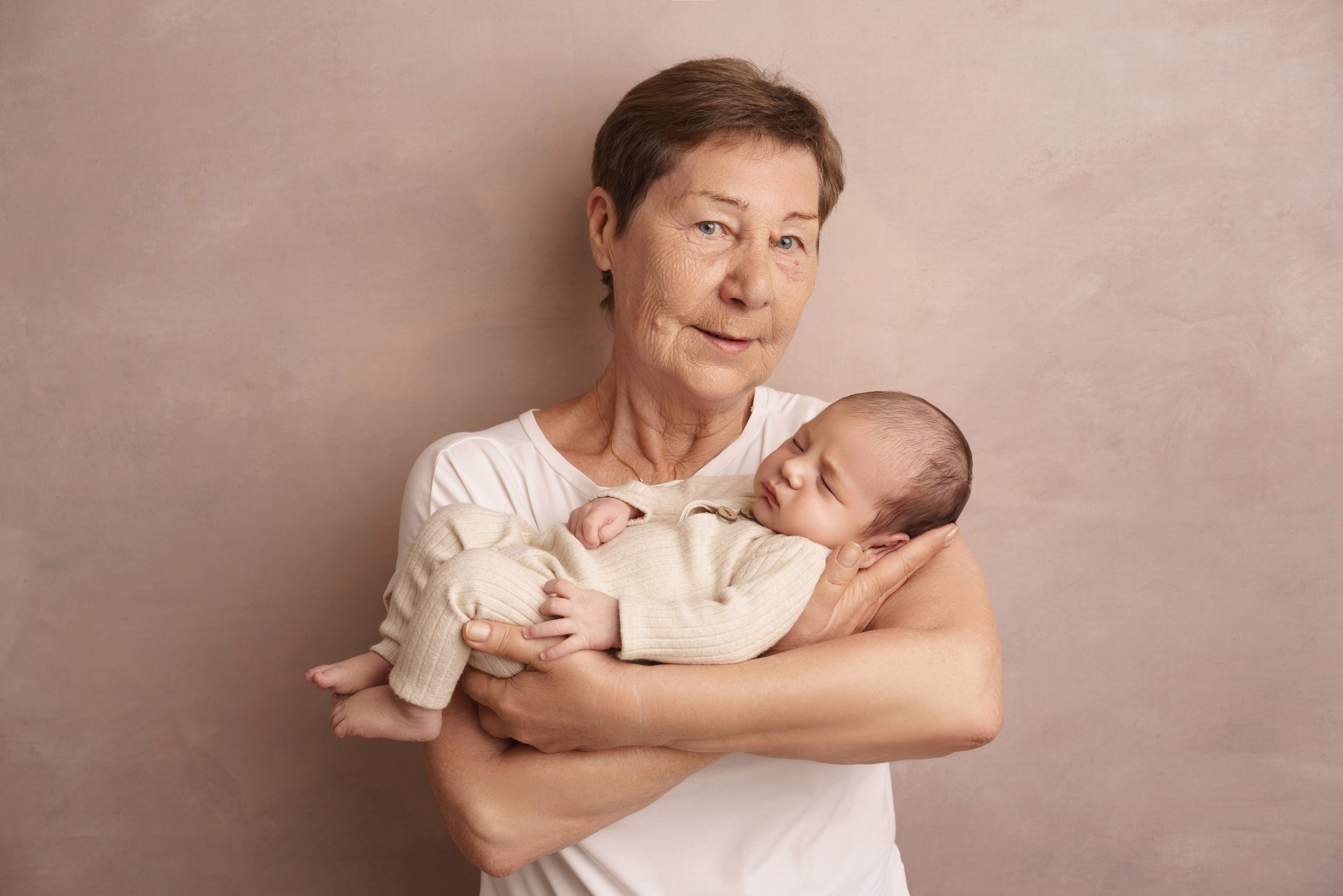 Семейные фотосессии с новорожденными | Трогательные кадры малышей и их близких в Москве и МО. Фотосессия новорожденных в Москве и Московской области | Профессиональный фотограф newborn — Татьяна Иванова