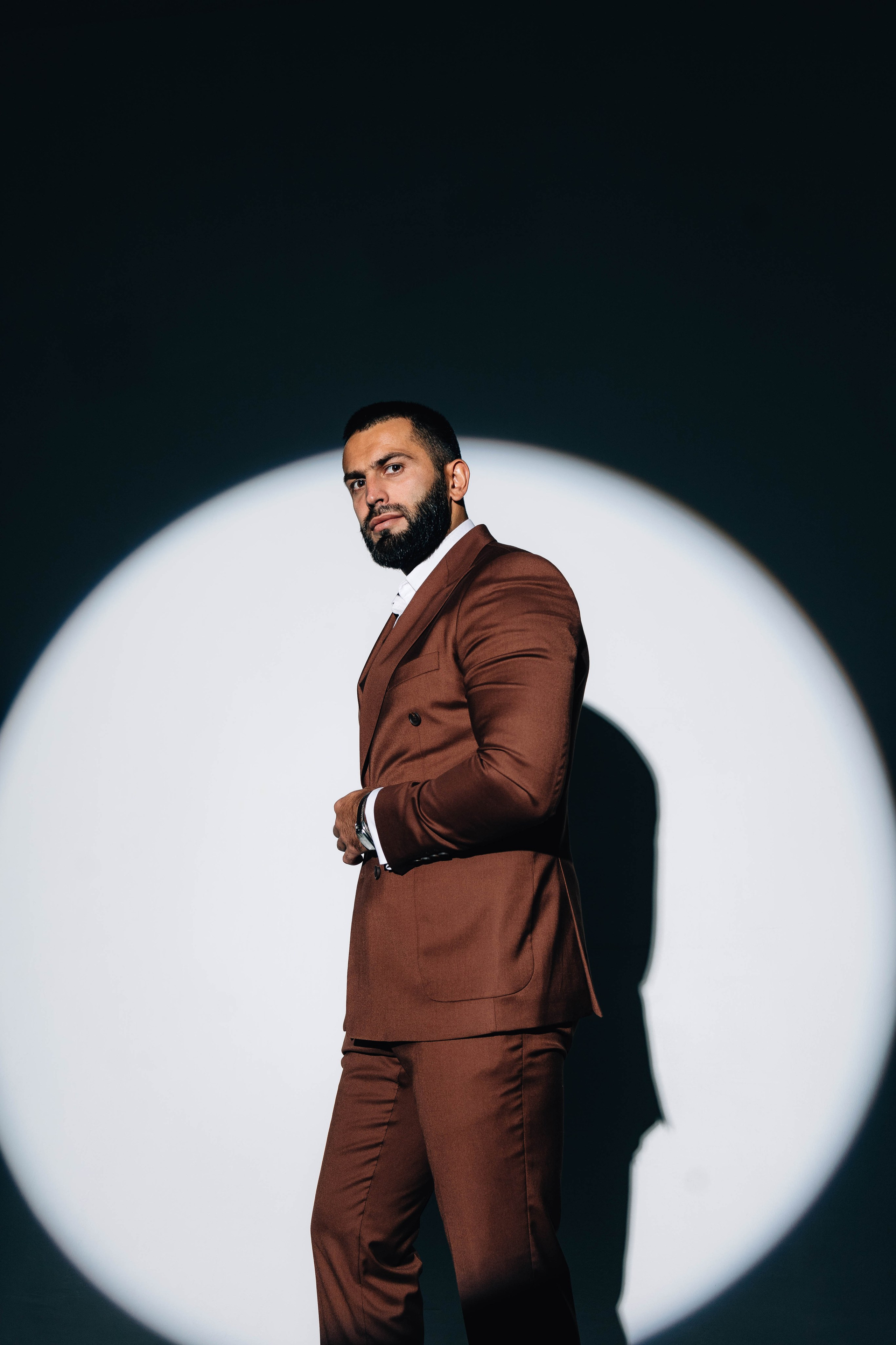 Личность в кадре. Свадебный фотограф в Москве Арчылан Николаев