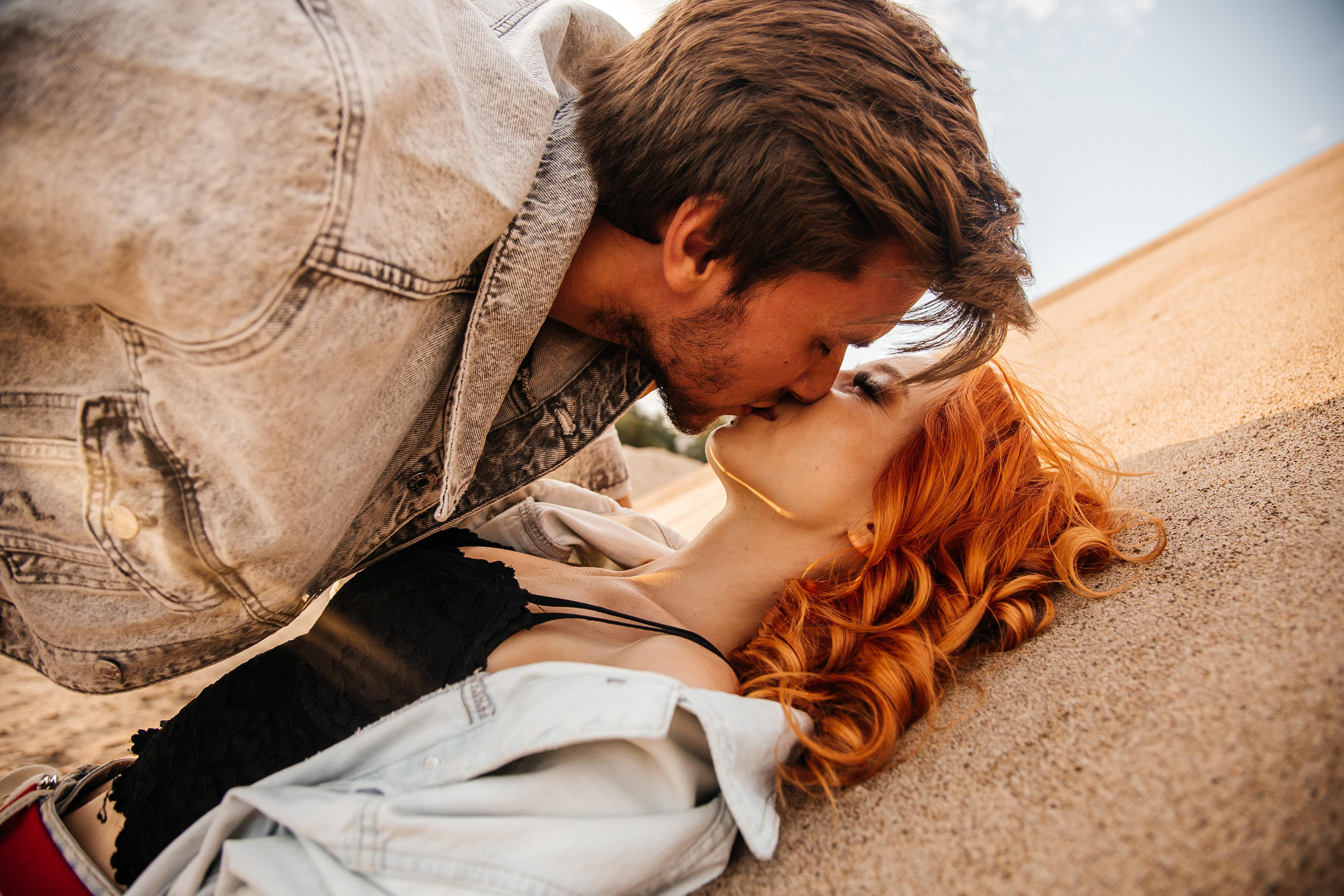 Love story «Sand story». Свадебные фотограф и видеограф Наталья и Анатолий Новиковы СПб