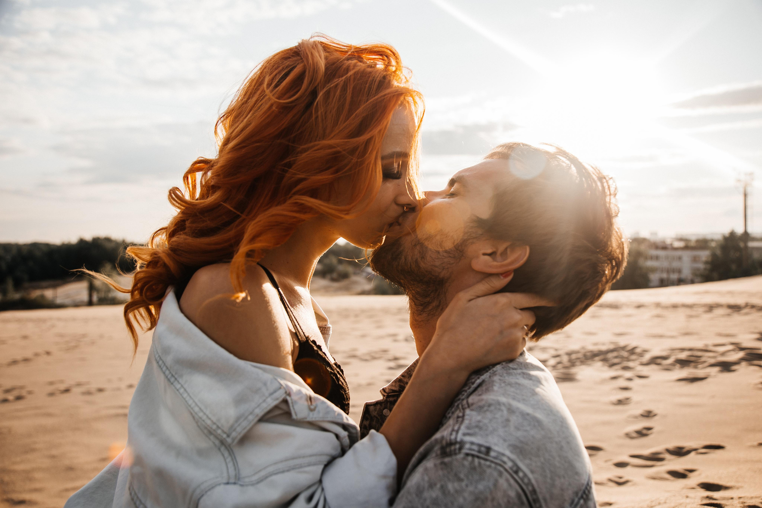 Love story «Sand story». Свадебные фотограф и видеограф Наталья и Анатолий Новиковы СПб