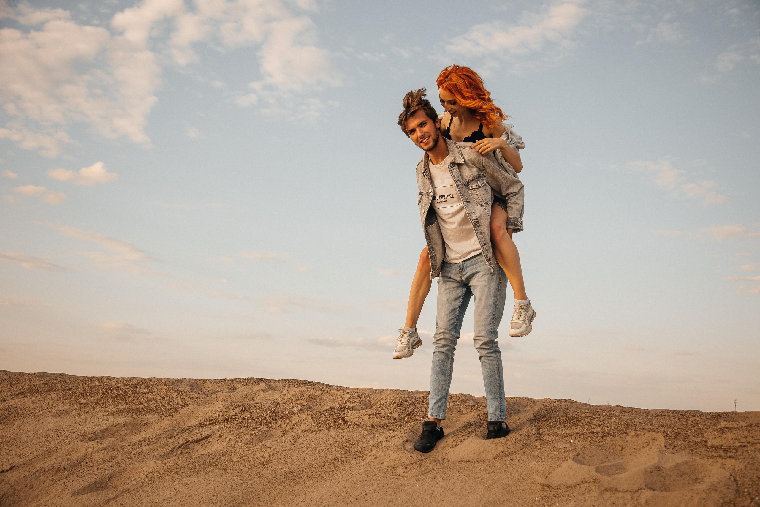 Love story «Sand story». Свадебные фотограф и видеограф Наталья и Анатолий Новиковы СПб