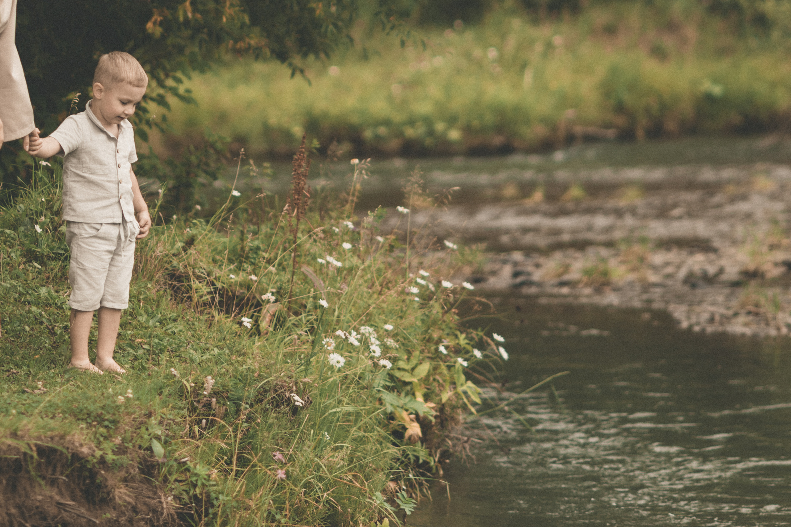 Мама и ее защитник. Семейный и свадебный фотограф Лилия Матонина | Ангарск, Иркутск, Усолье-Сибирское, Байкал (Листвянка, Ольхон), Иркутская область