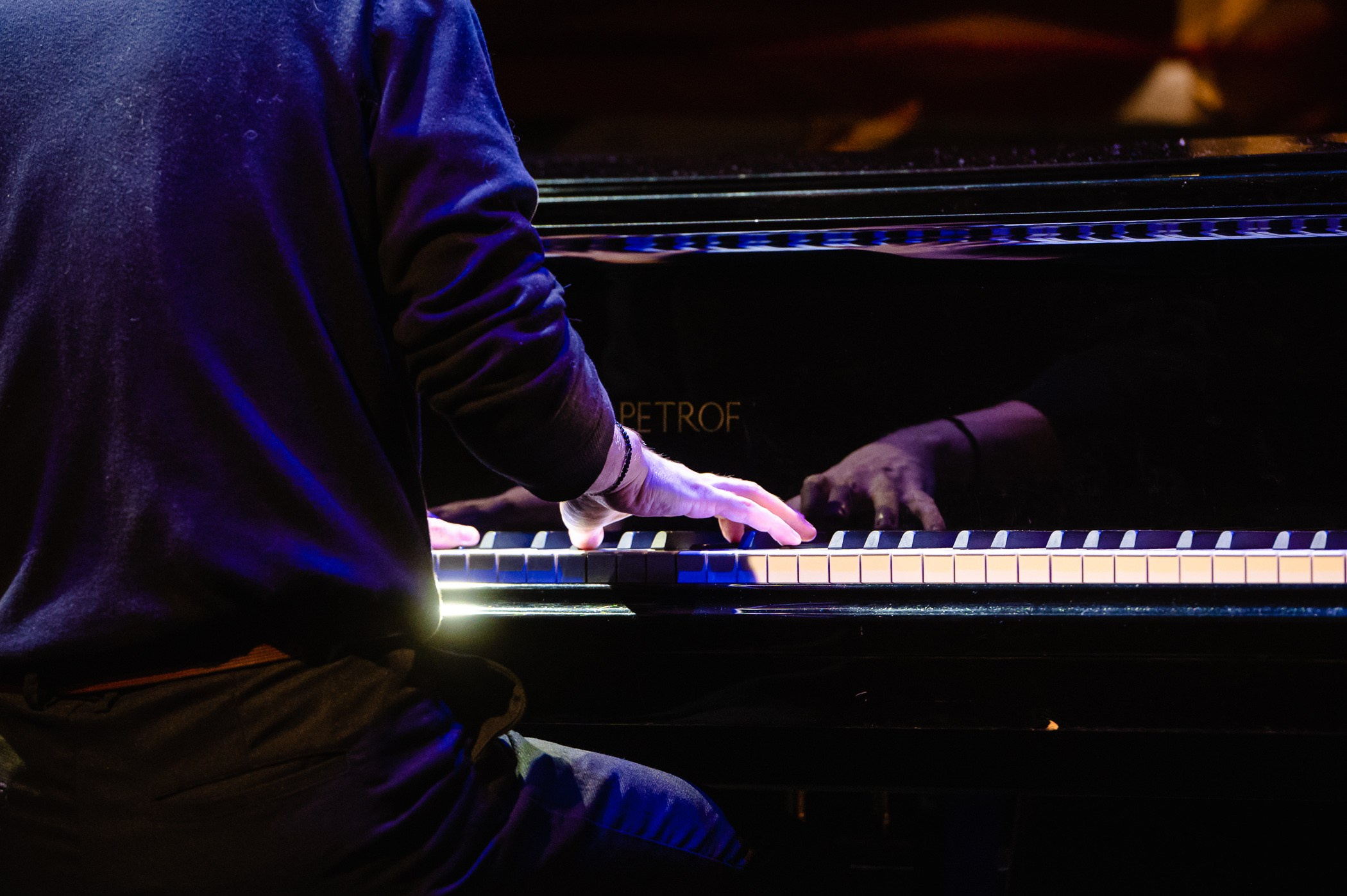 Денис Стельмах Denis Stelmakh Презентация альбома Mayday. Репортажный и концертный фотограф Алексей Патентный в Екатеринбурге