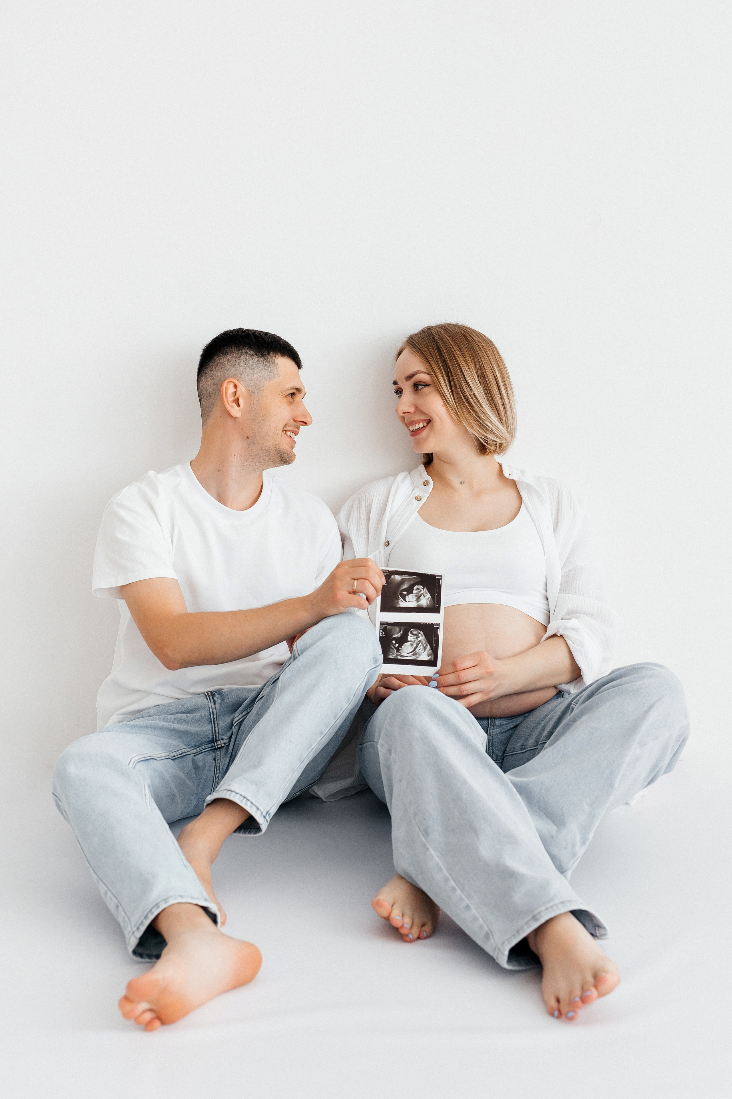 Беременность. Профессиональная детская и семейная фотостудия в Краснодаре