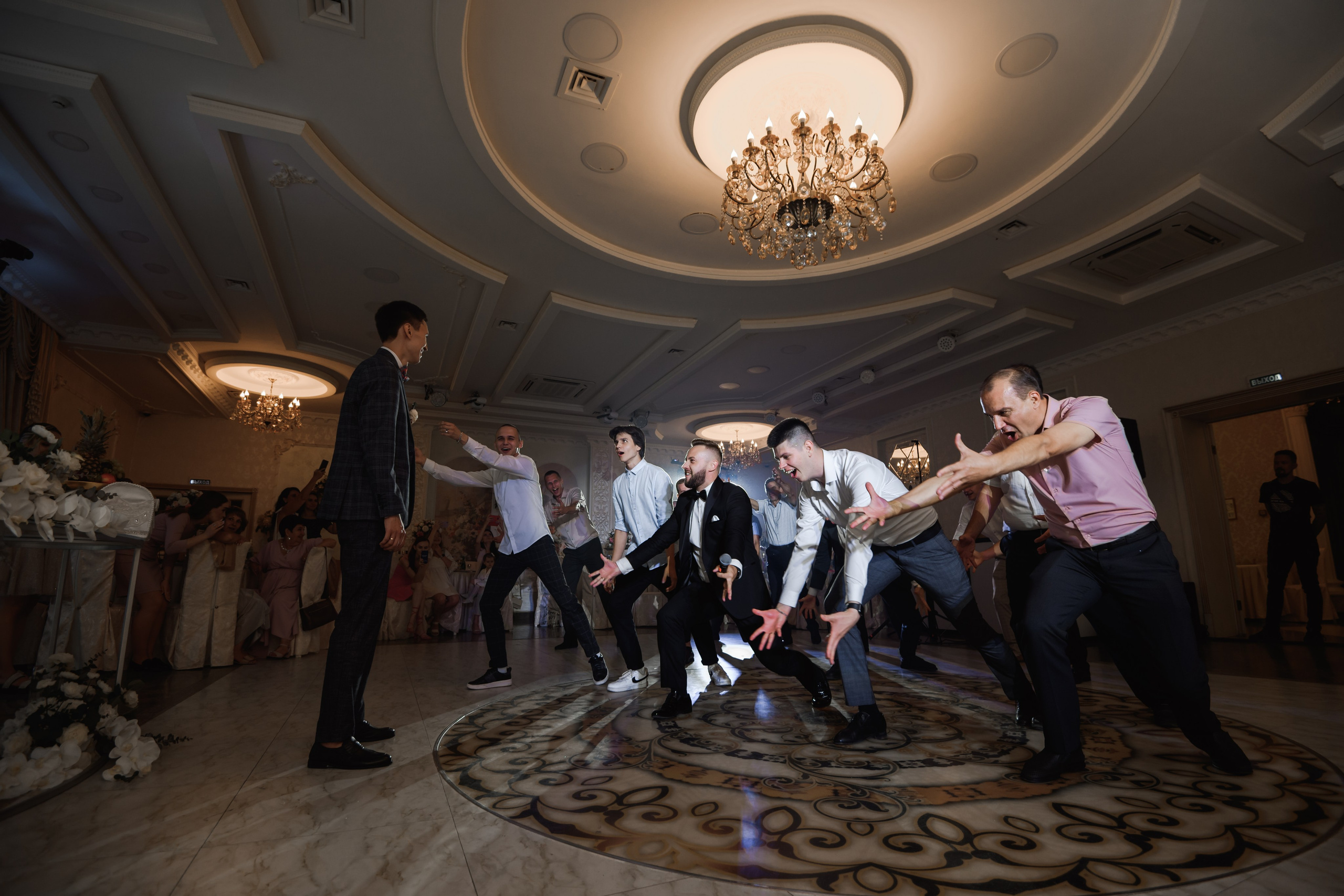 B & A. Свадебный фотограф в г. Астрахань. Так же выезжаю в другие города