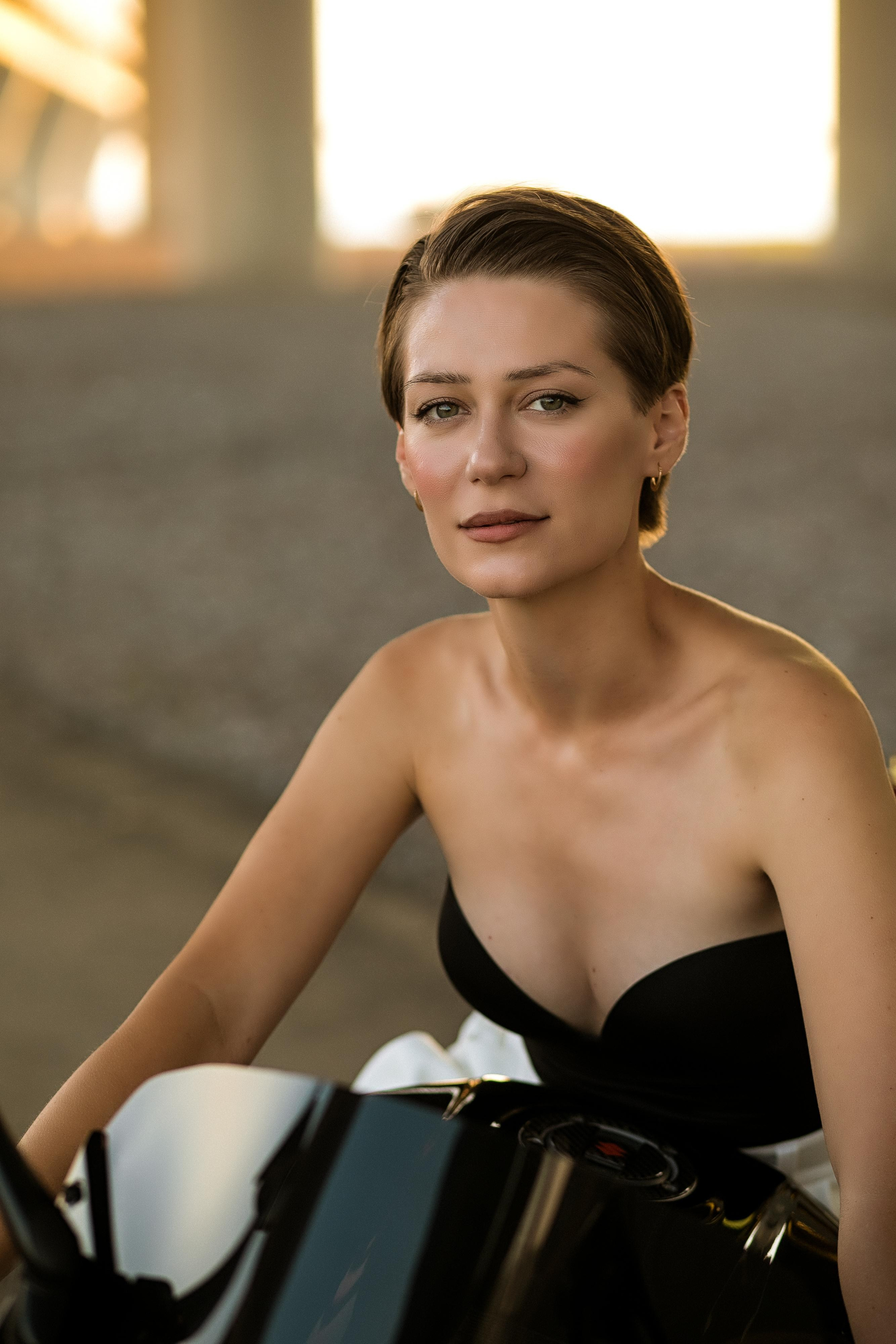 Фотосессия на мотоцикле для девушки. Семейный и свадебный фотограф в Санкт-Петербурге Таша Семёнова