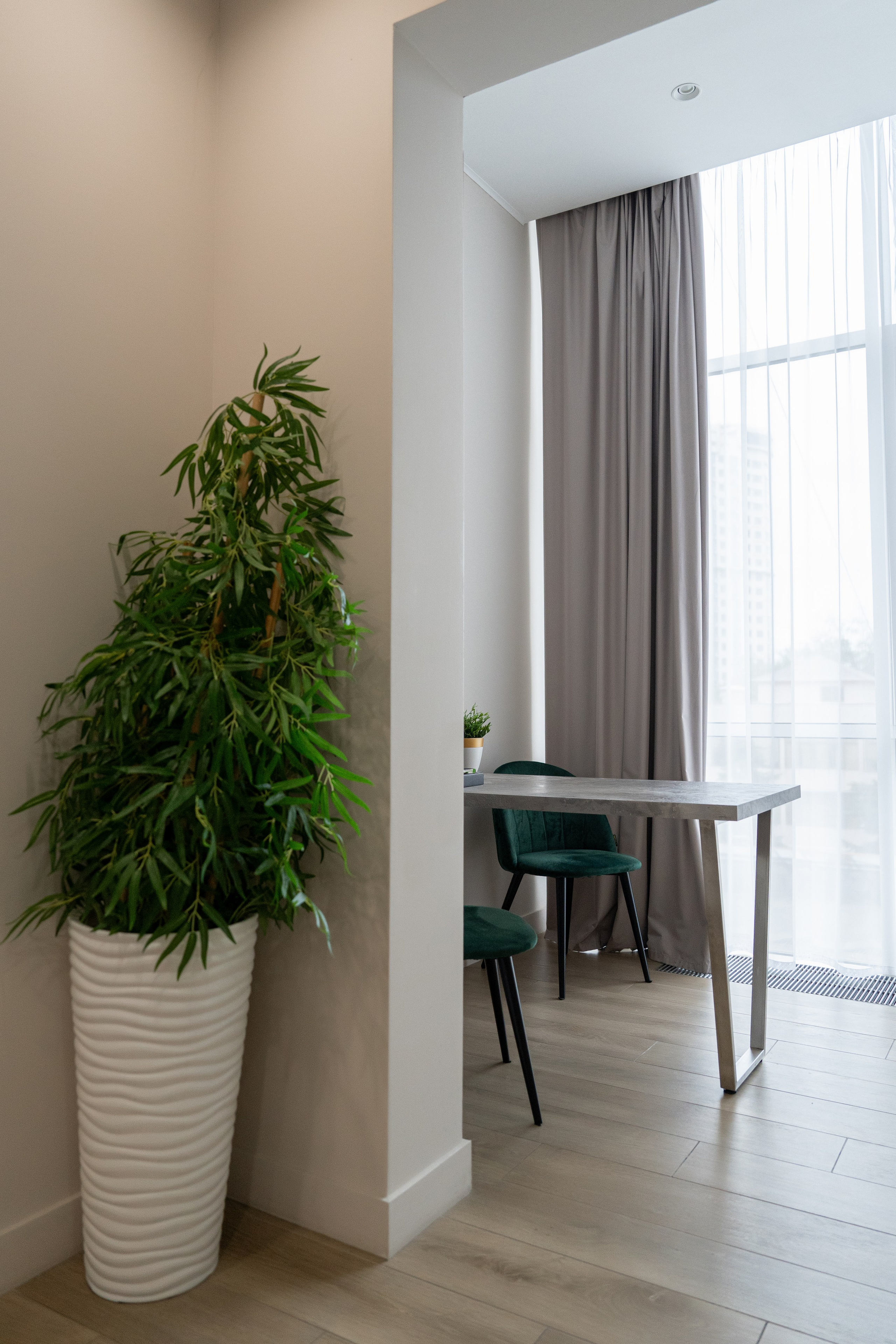 Mirror 4*. Фотограф и видеограф Елена Хмелевская