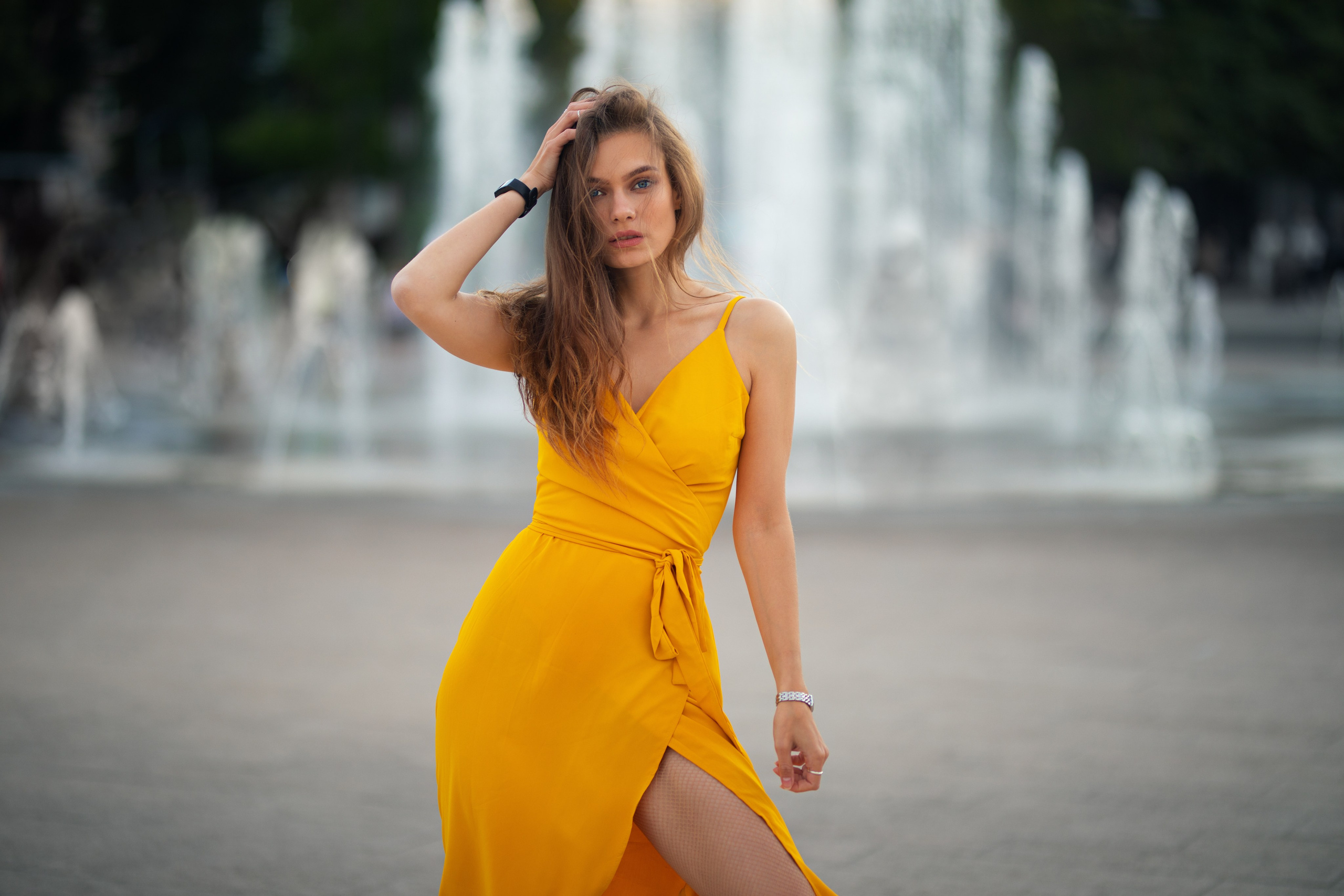 Летняя съемка с Екатериной на городской площади в Воронеже в формате для «себя»