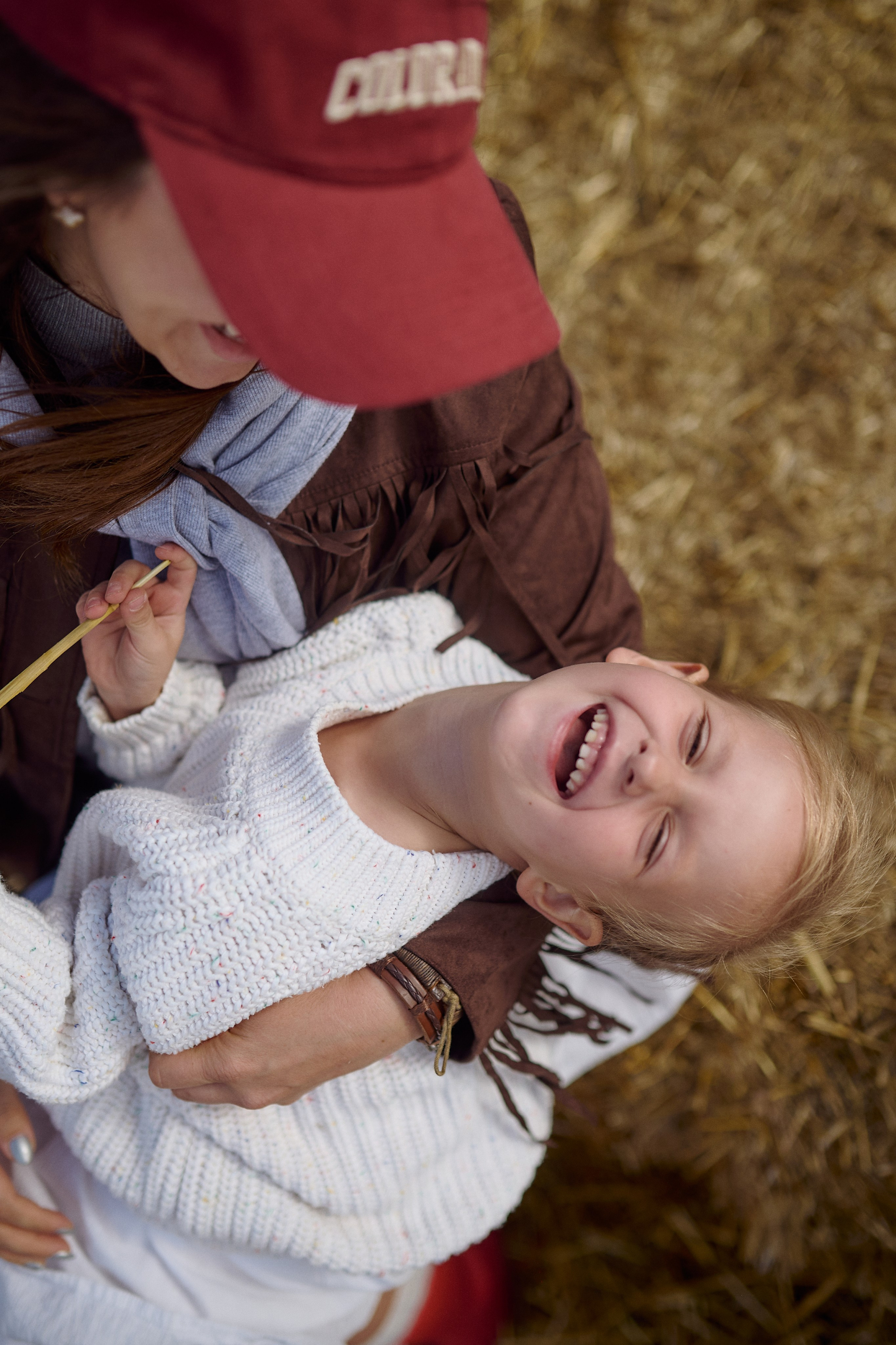 Кристина и Ариша на ферме. Семейный и свадебный lifestyle-фотограф в Москве Мария Петрова