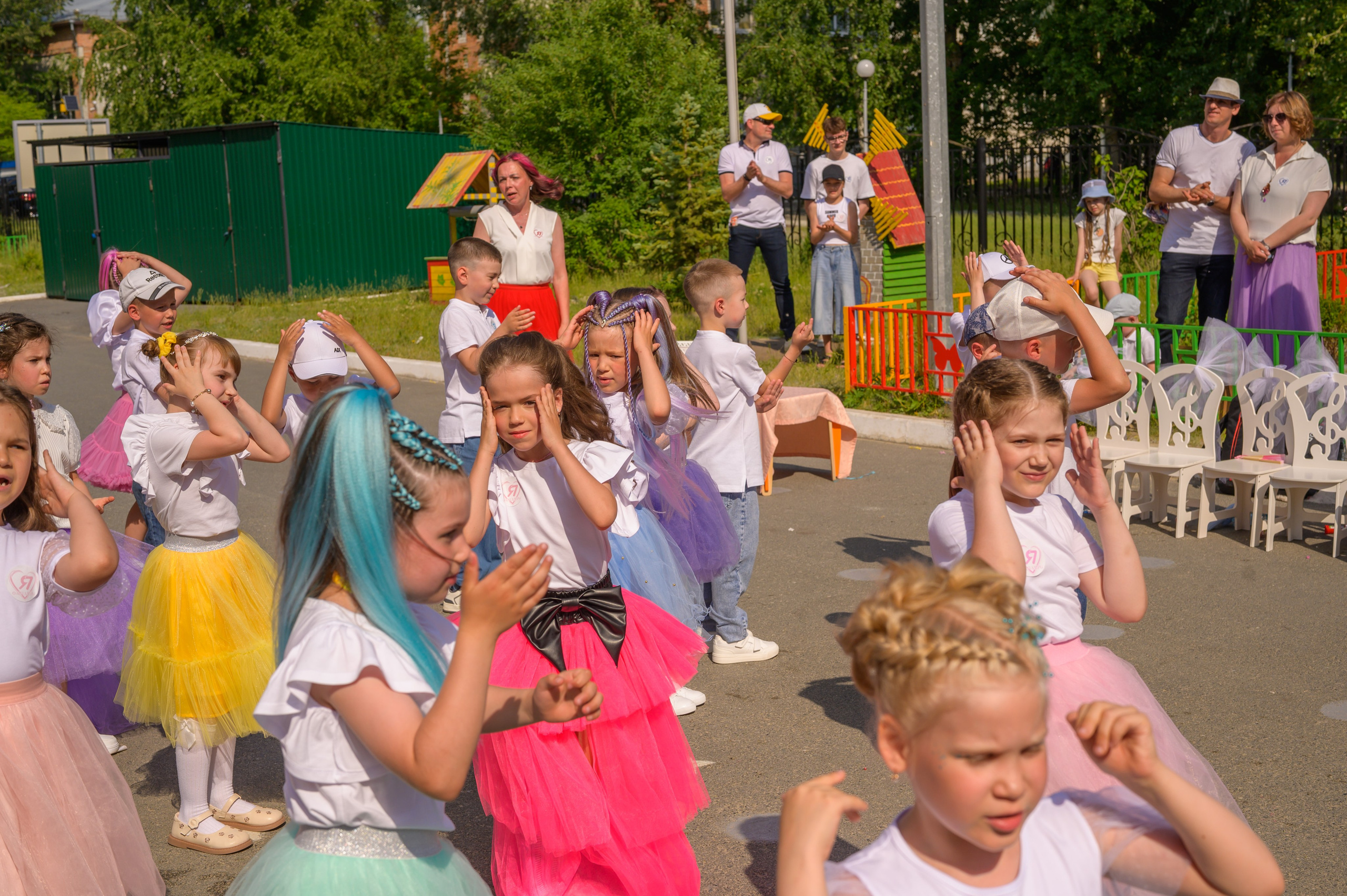 Репортаж выпускного группа «Фантазёры» 3 садик. Фотограф новорожденных, семейный детский в Тюмени Татьяна Морозова