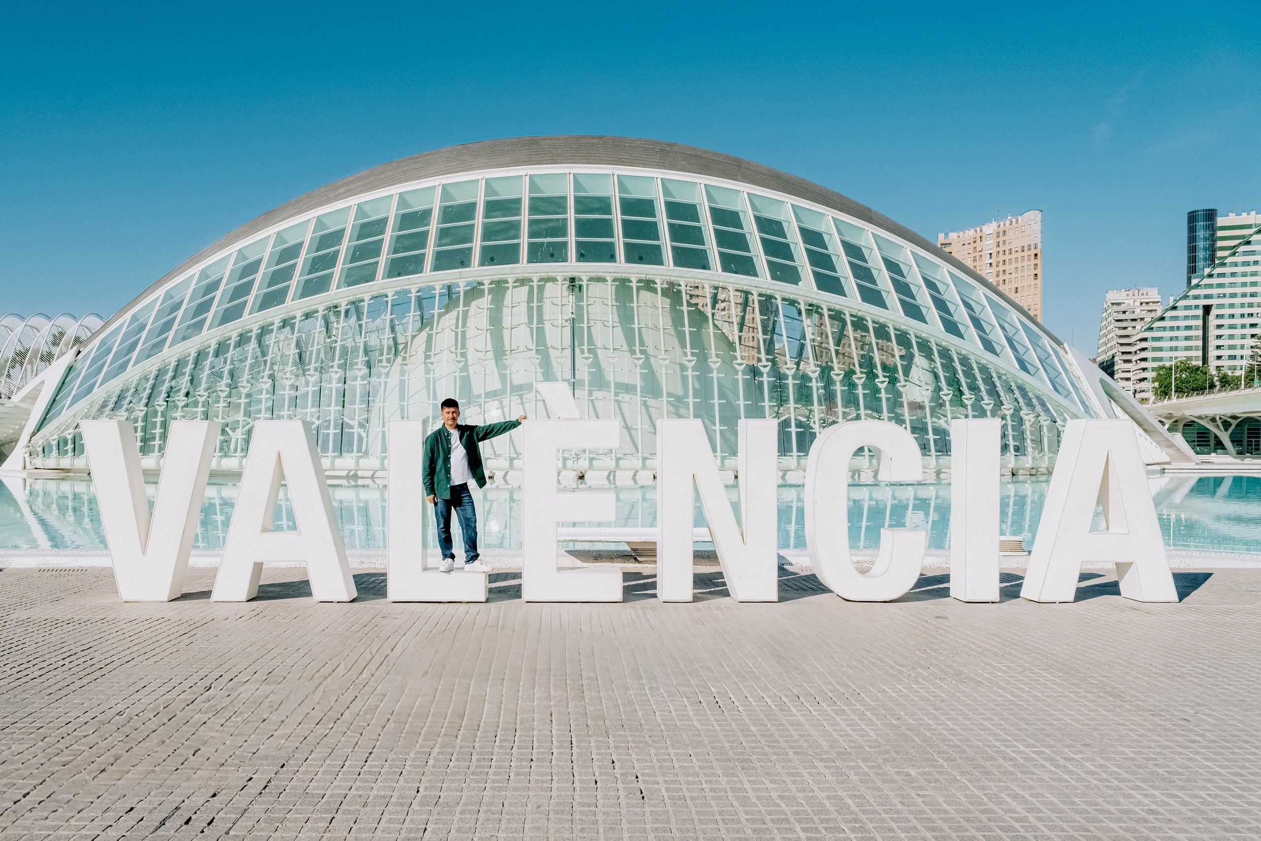 Handyman II. Valencia. Photographer Tatiana Kvasha