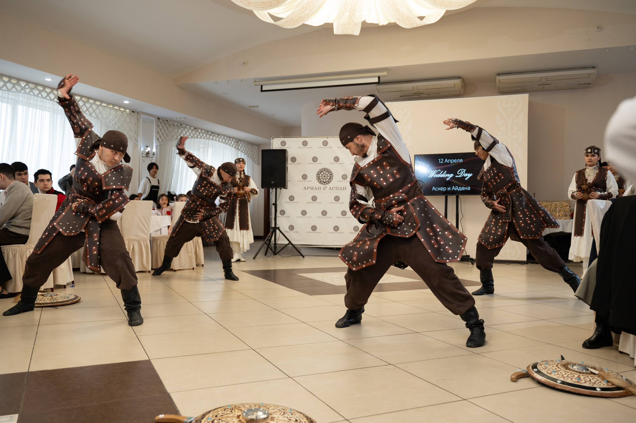 Аскер & Айдана. Фотограф в Омске Елизавета Кириллова