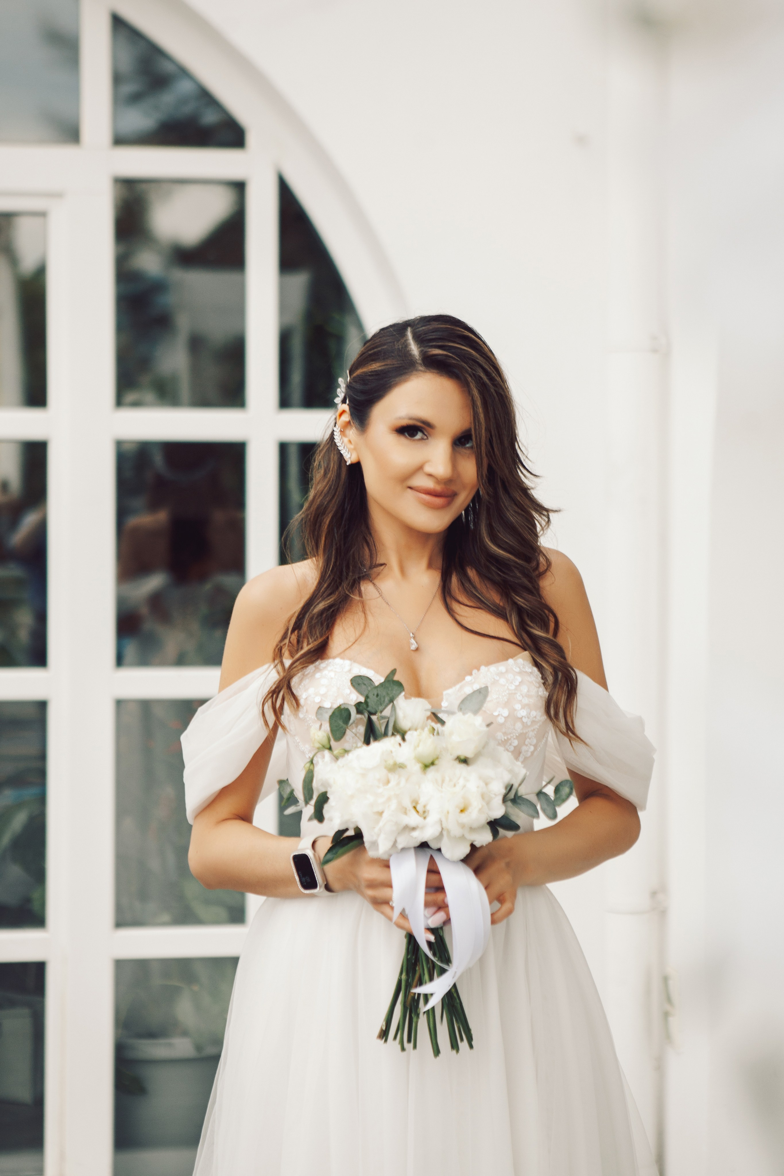 Молодожены в павильоне космонавтики и авиации №34 на вднх и в ресторане московское небо. Фотограф Ольга Ефремова