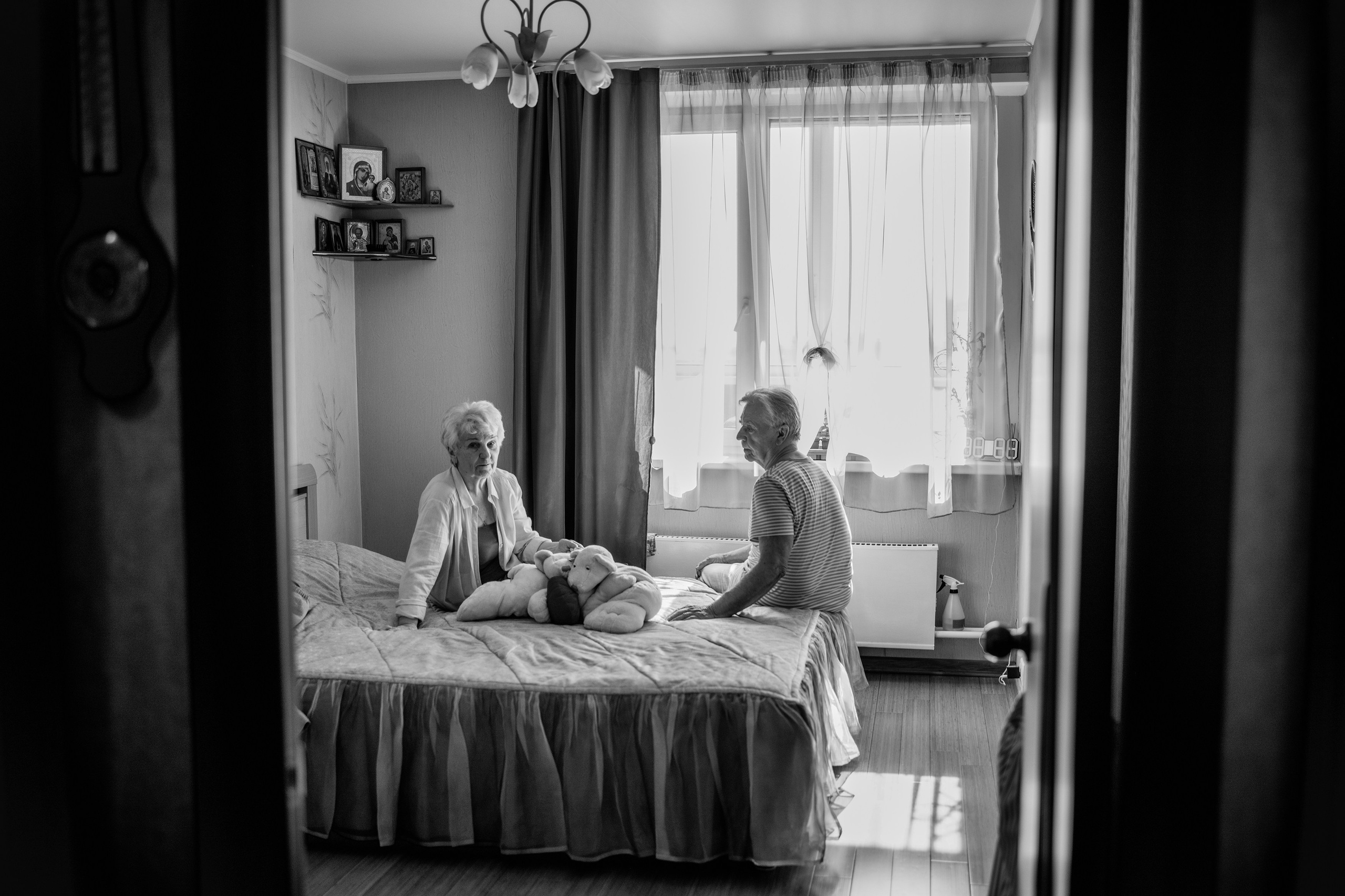 Семейные домашние истории, фотосессия дома, домашние съемки, семейная фотосессия в студии, что надеть на съемку