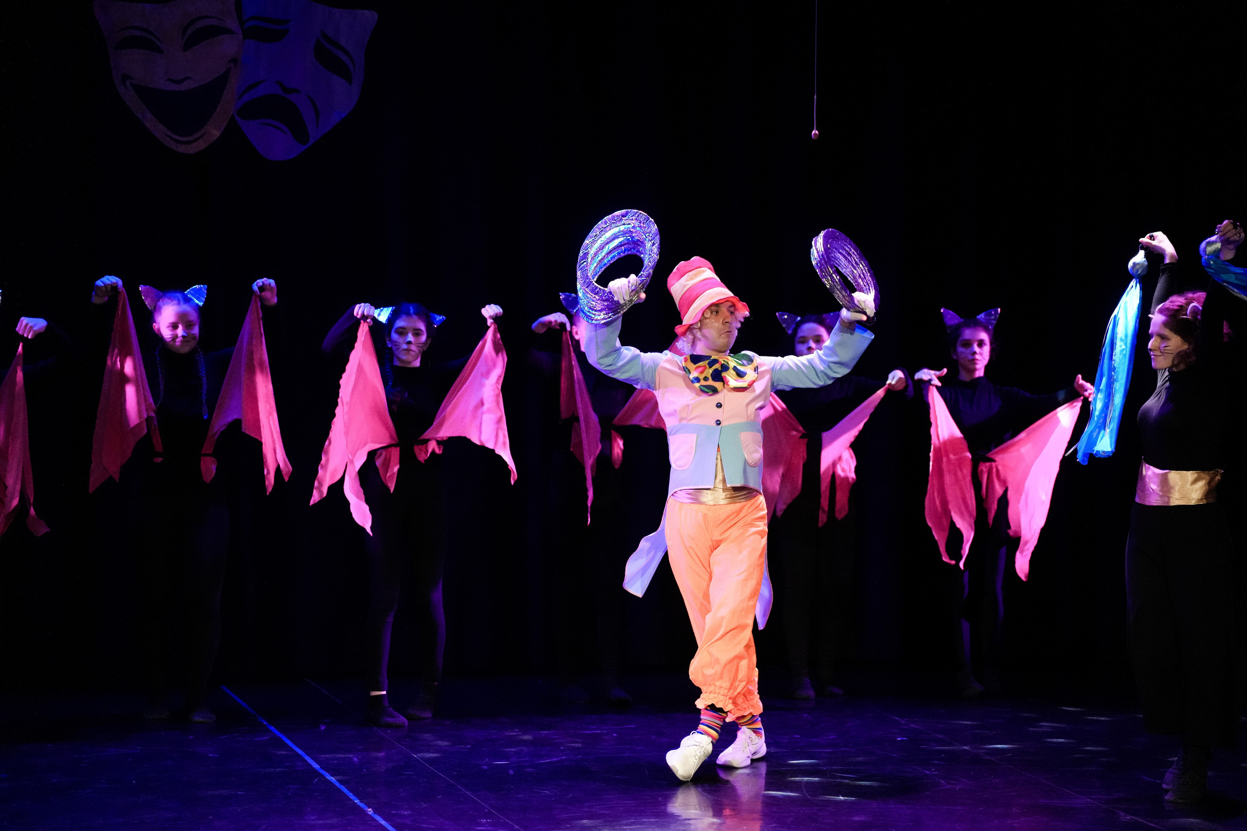 Концерт студии «Маска» Театра Ростова Великого. Репортажный фотограф Сергей Сажин г. Ярославль