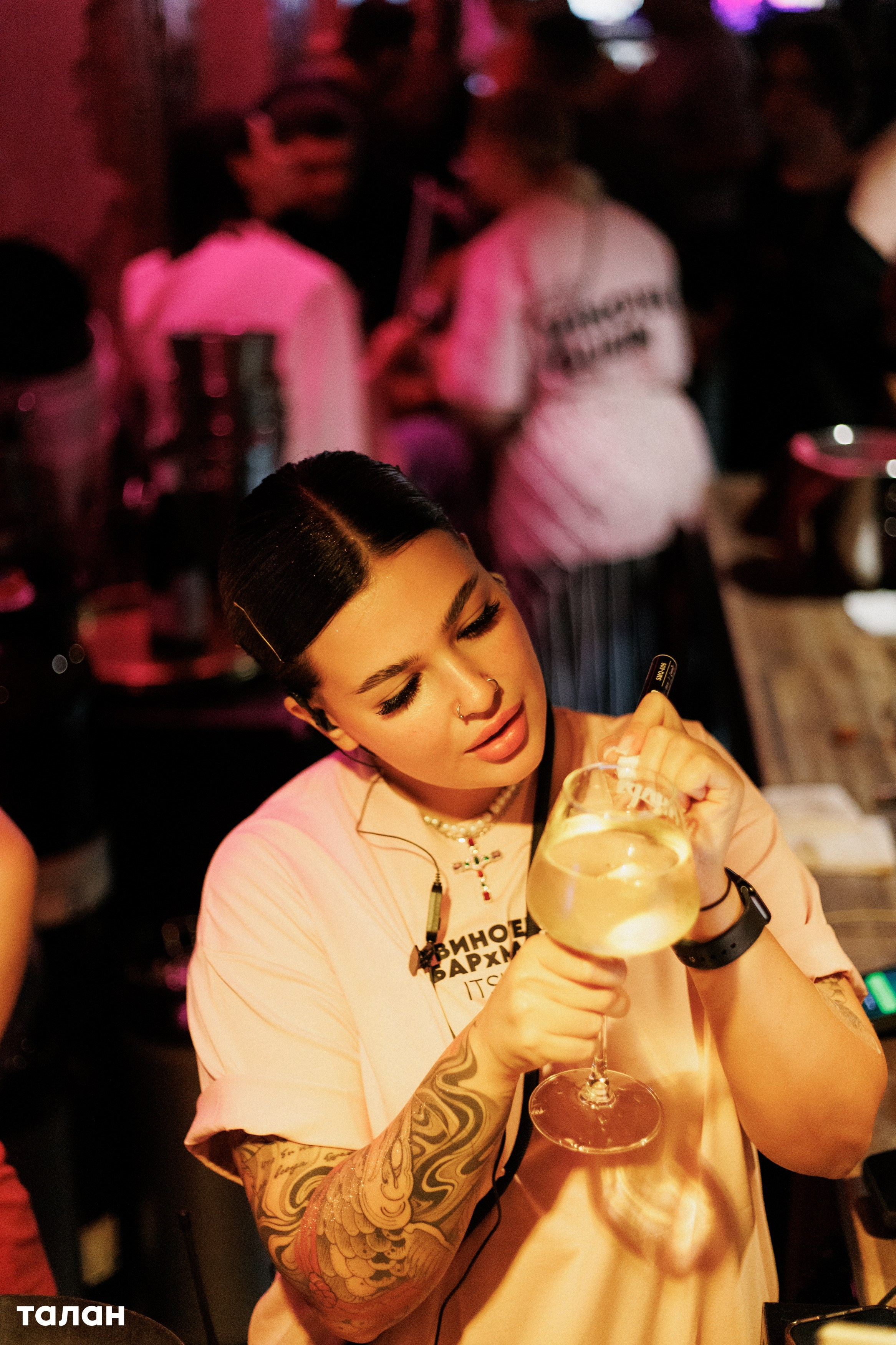 ВИНОТЕКА [бар+магаз] — BIRTHDAY PARTY. СВОИ. ФОТООТЧЕТЫ-СОБЫТИЯ-МЕСТА